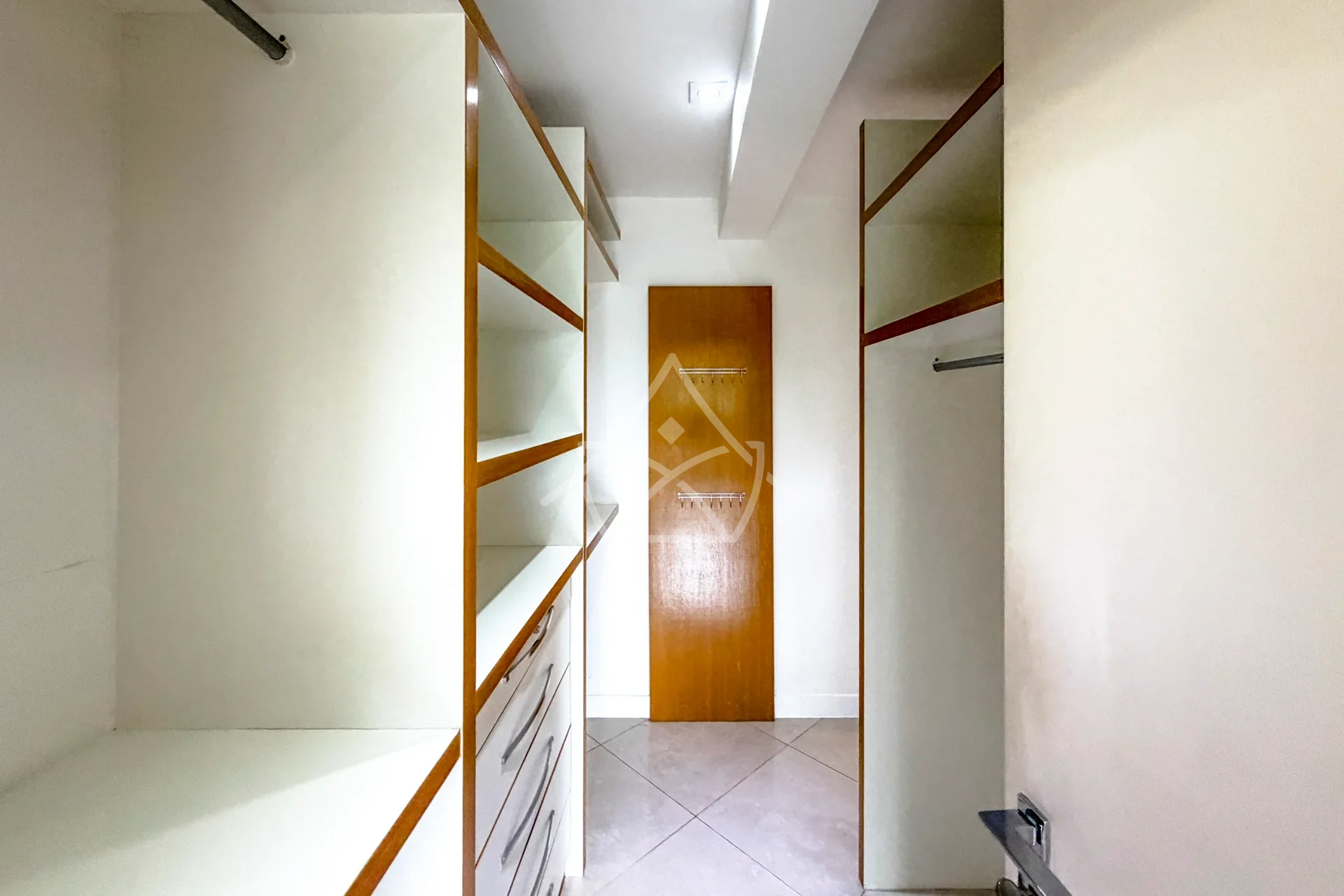 Triplex no Quintas do Rio na Barra da Tijuca