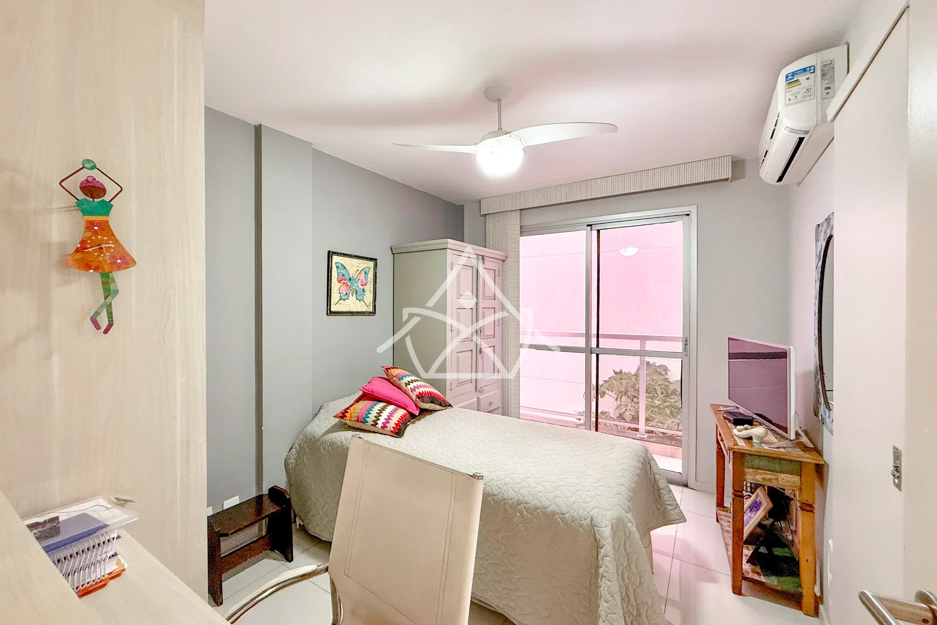 Triplex em Estilo Contemporâneo no Recreio dos Bandeirantes