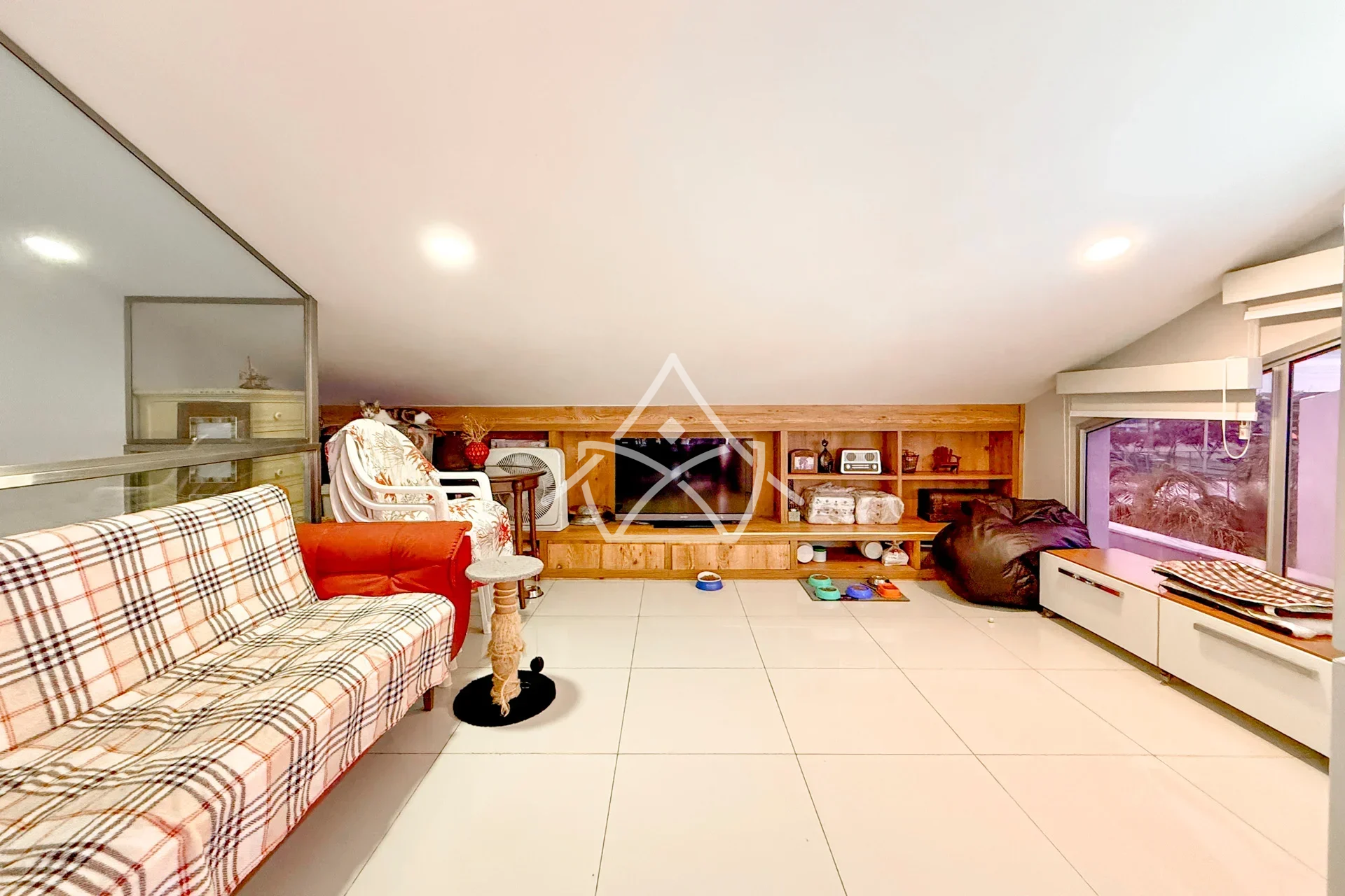 Triplex em Estilo Contemporâneo no Recreio dos Bandeirantes