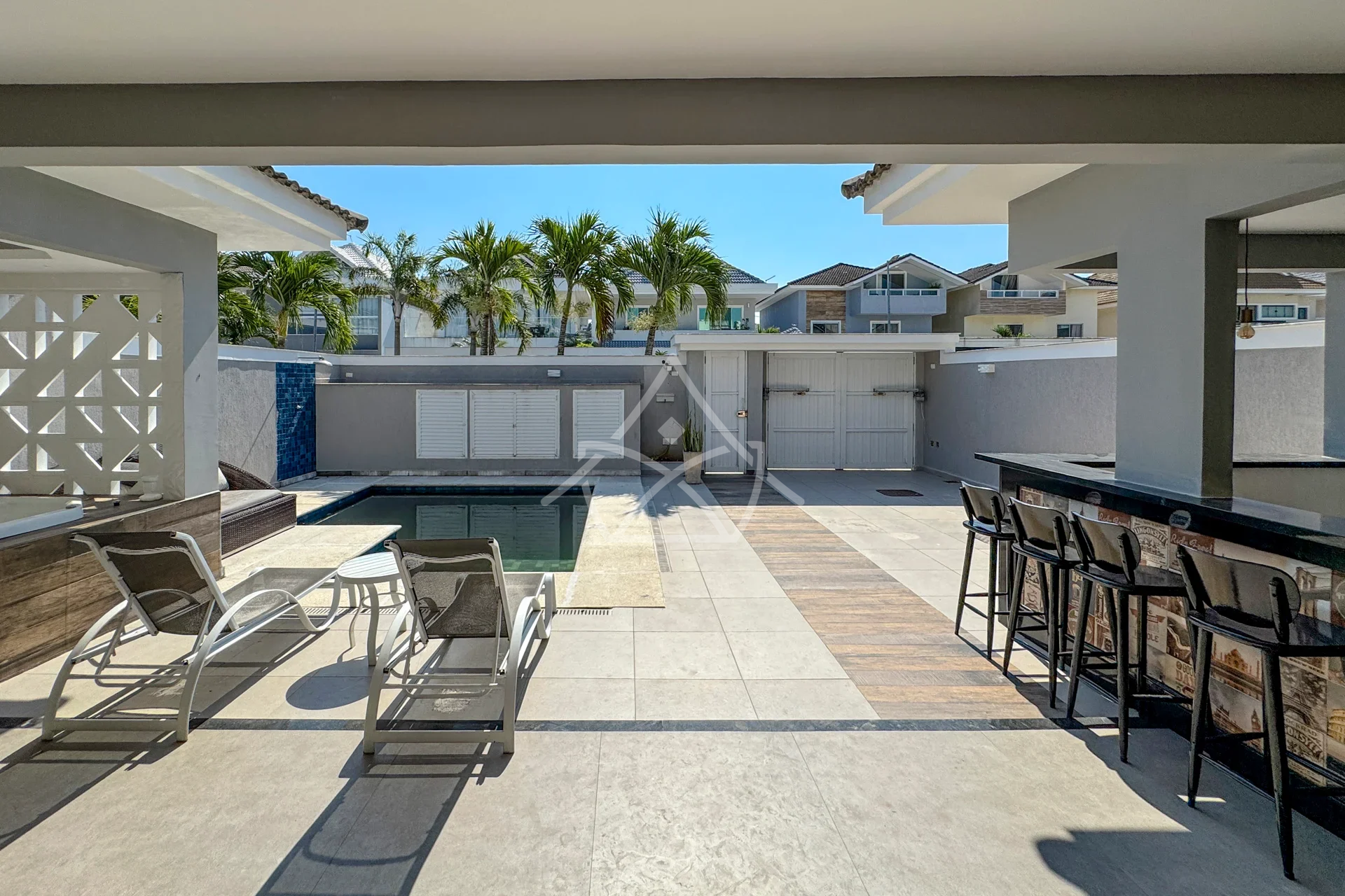 Triplex Contemporâneo com Sótão na Barra da Tijuca