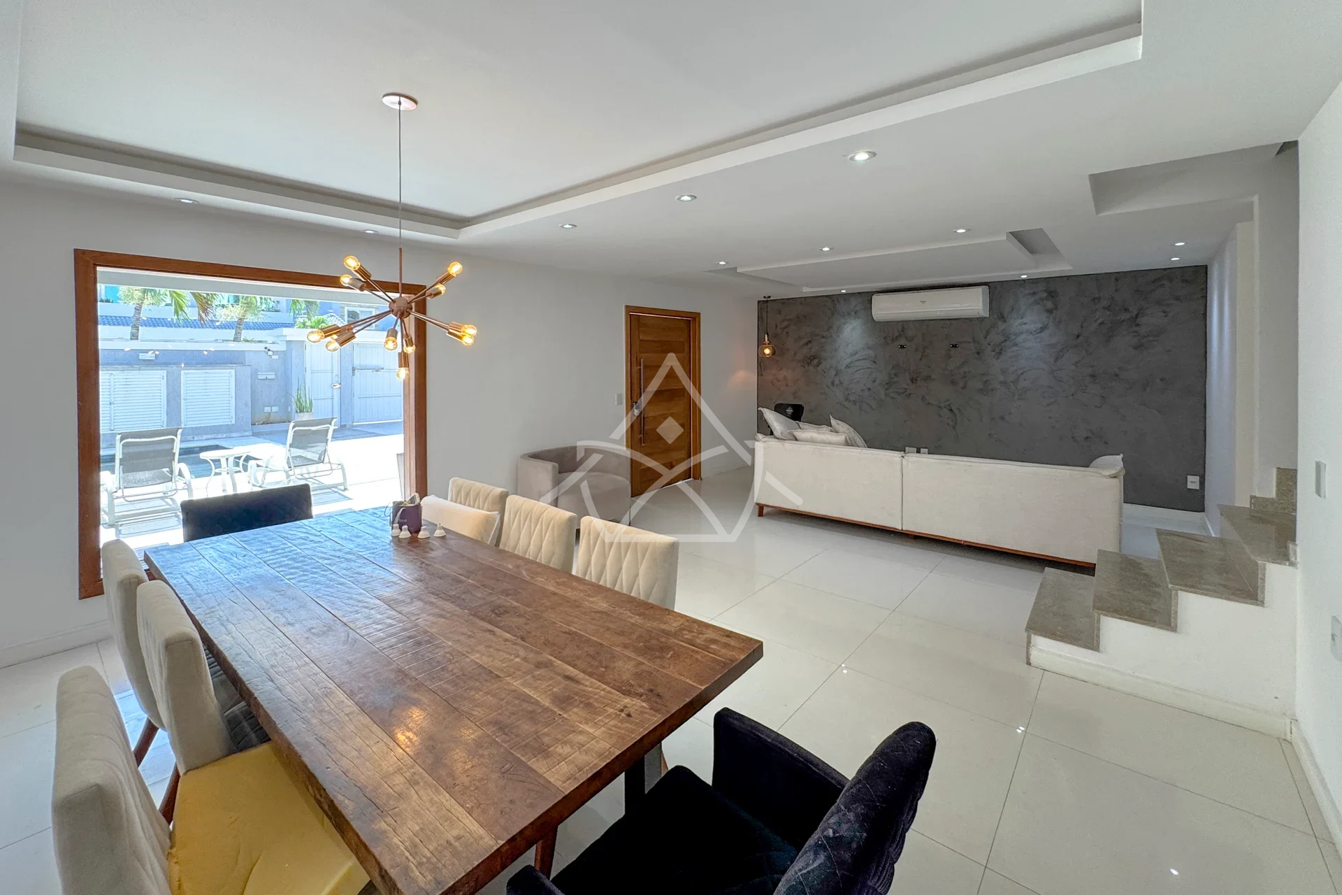 Triplex Contemporâneo com Sótão na Barra da Tijuca