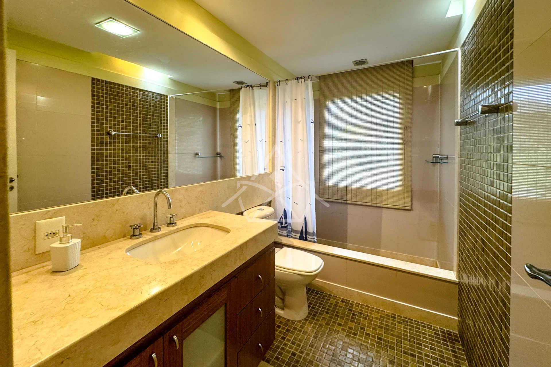 Duplex com Subsolo na Barra da Tijuca