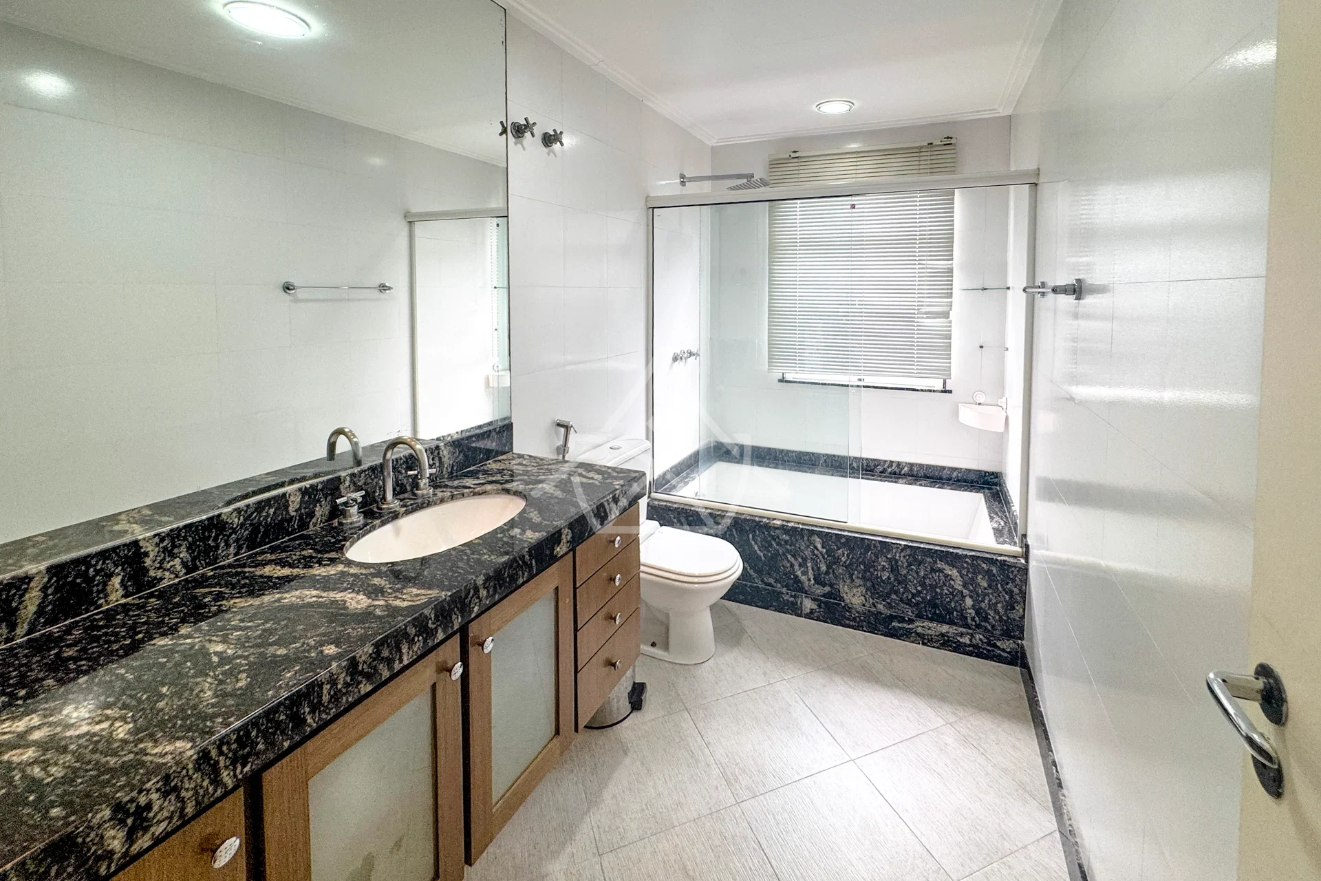 Duplex com Subsolo na Barra da Tijuca