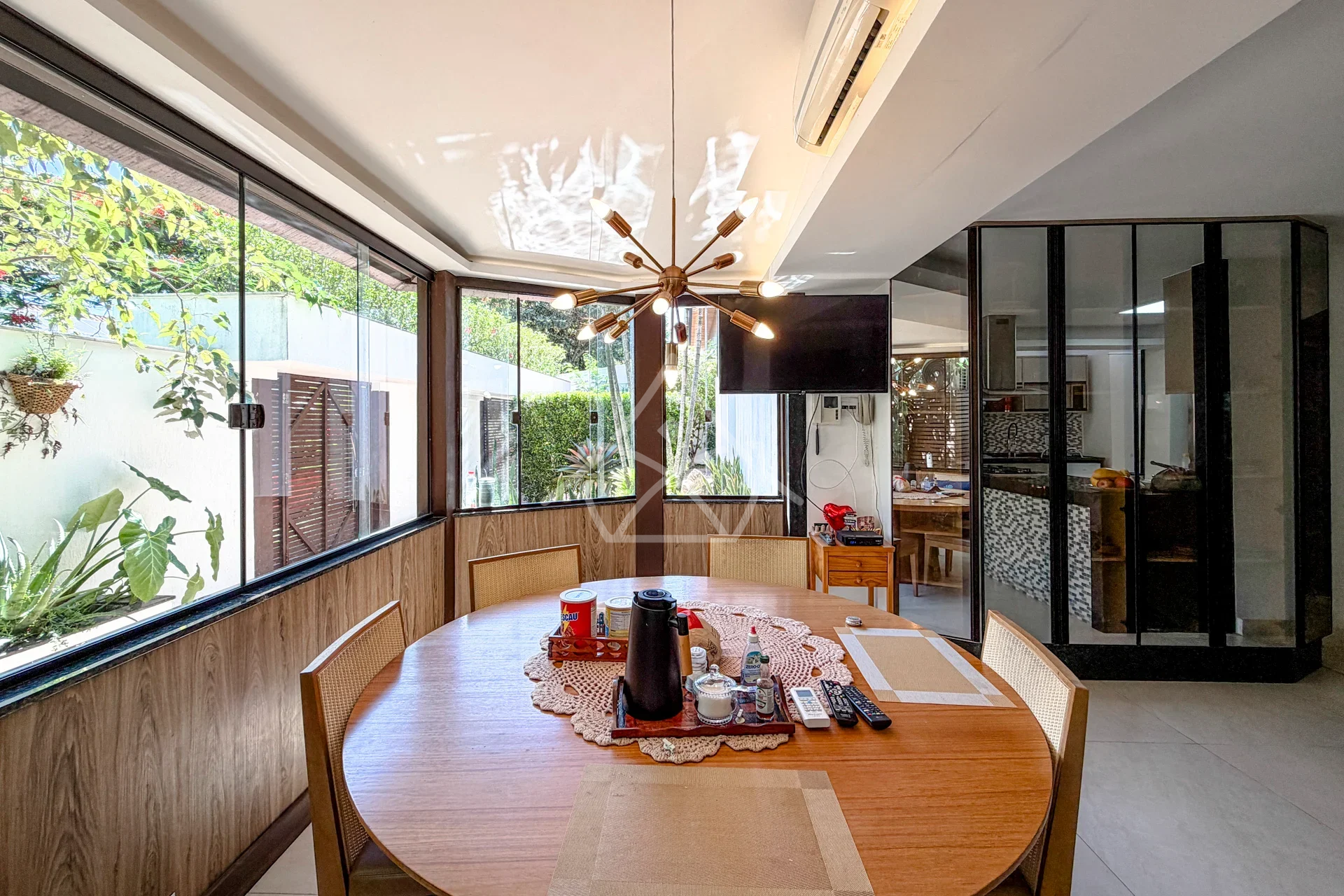 Duplex com Casa de Hóspedes na Barra da Tijuca