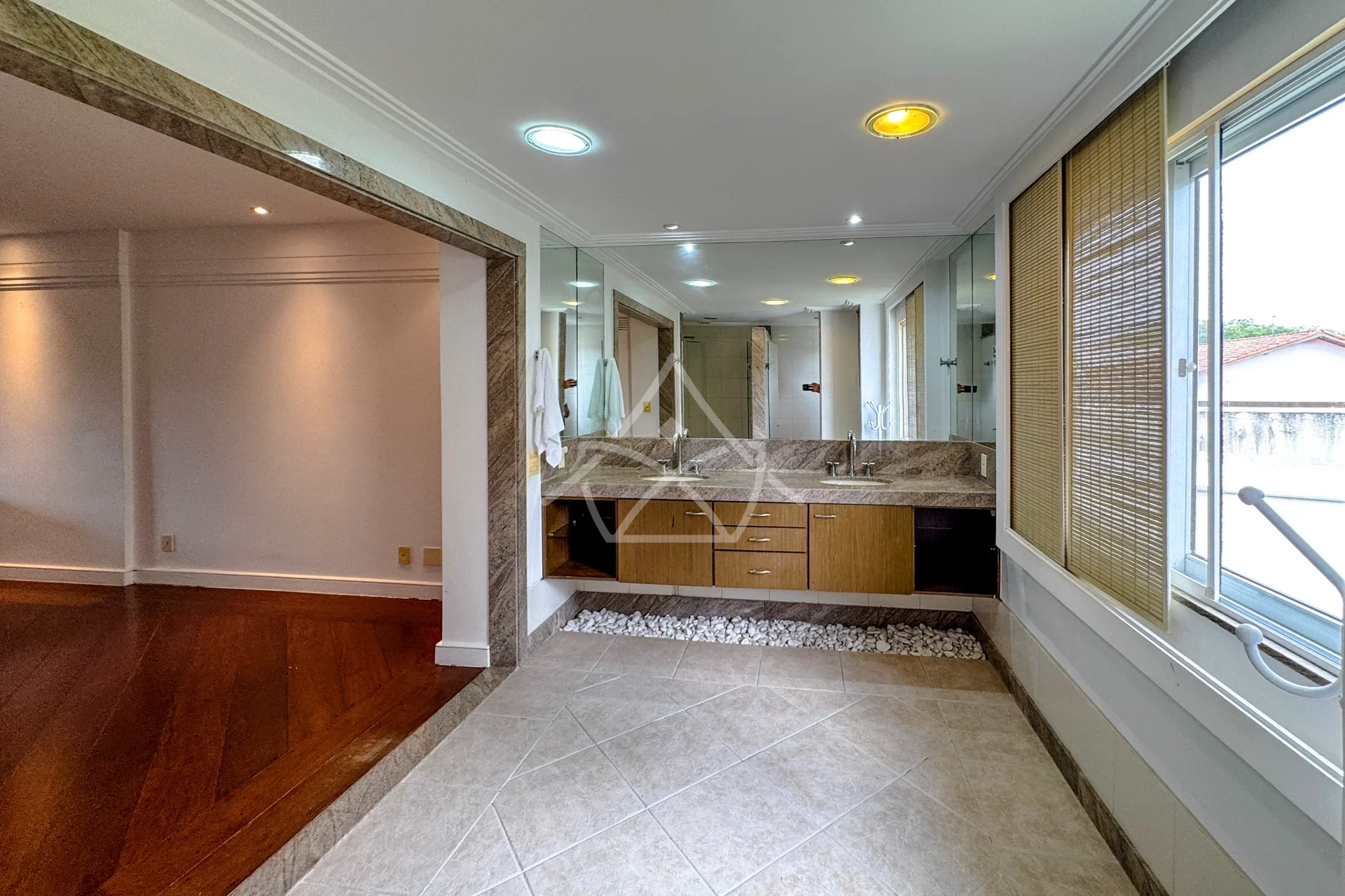 Duplex com Subsolo na Barra da Tijuca