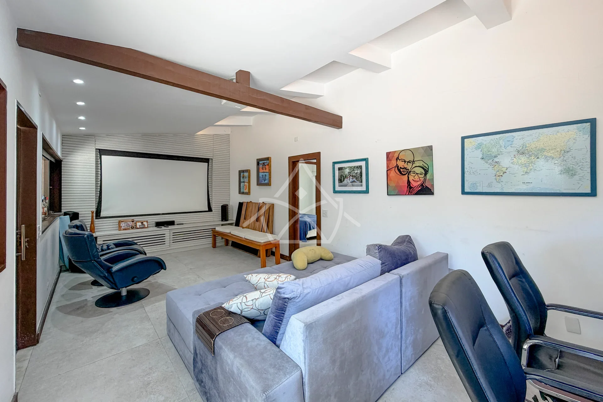 Duplex com Casa de Hóspedes na Barra da Tijuca