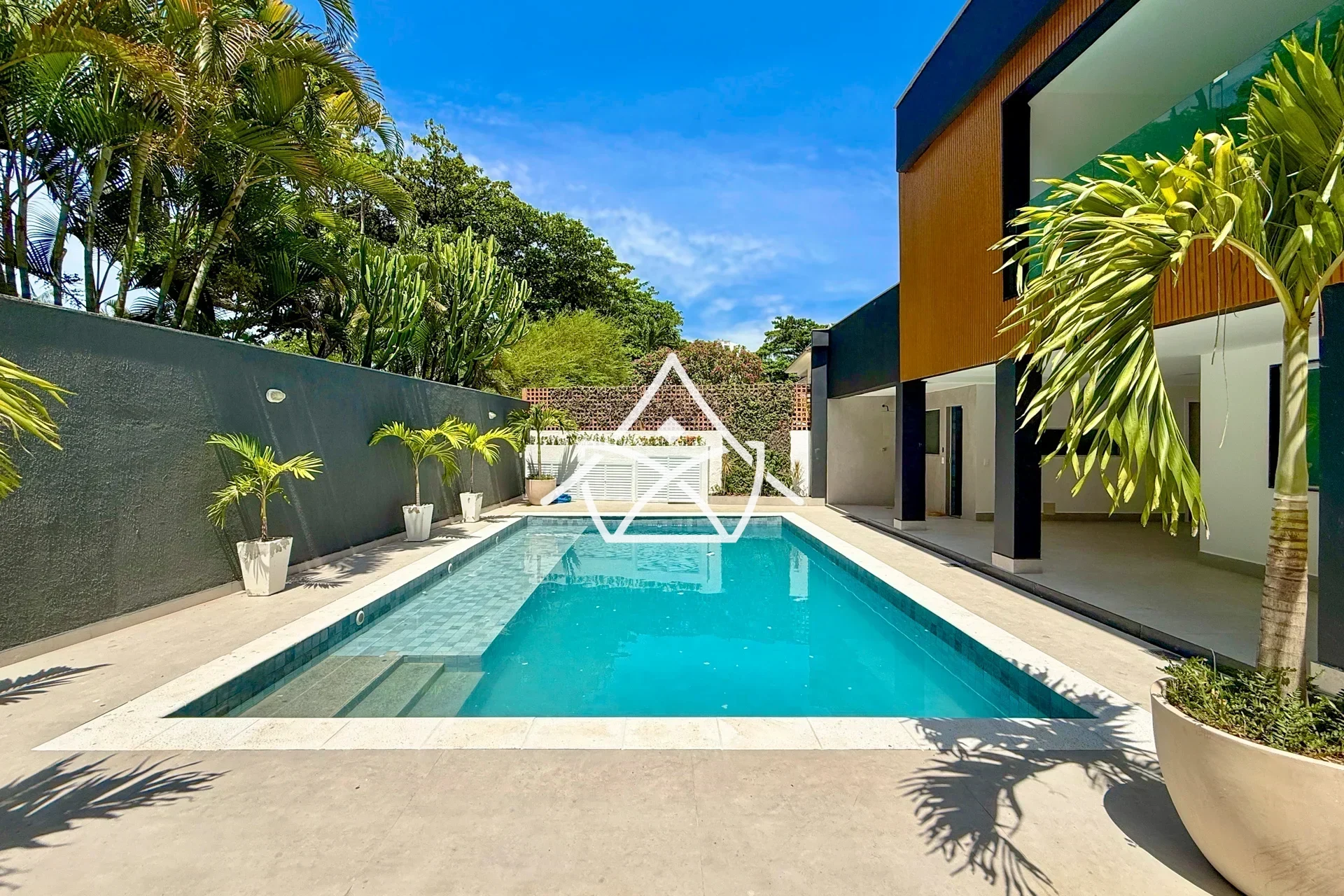 Casa Duplex no Santa Helena na Barra da Tijuca
