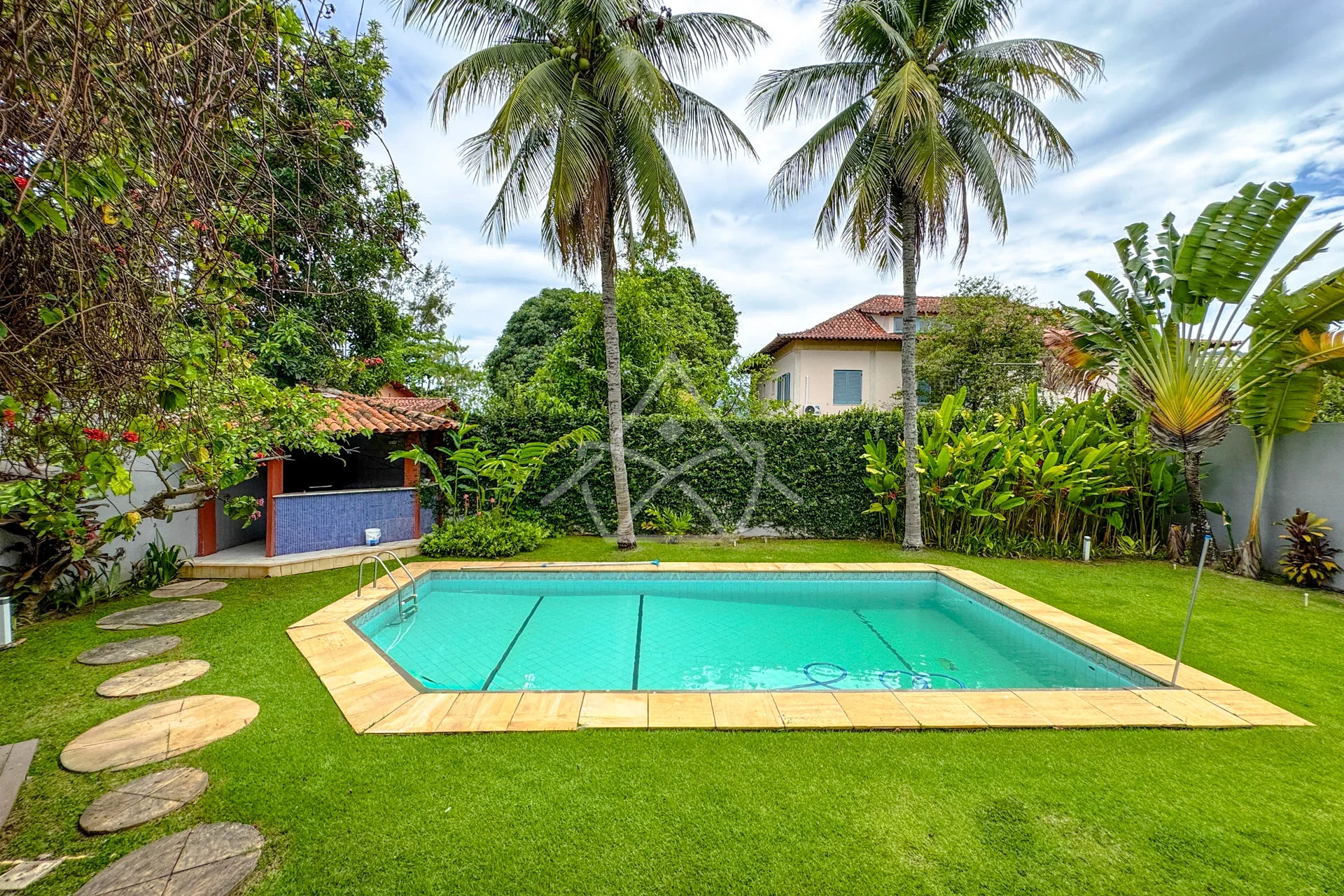 Duplex com Subsolo na Barra da Tijuca