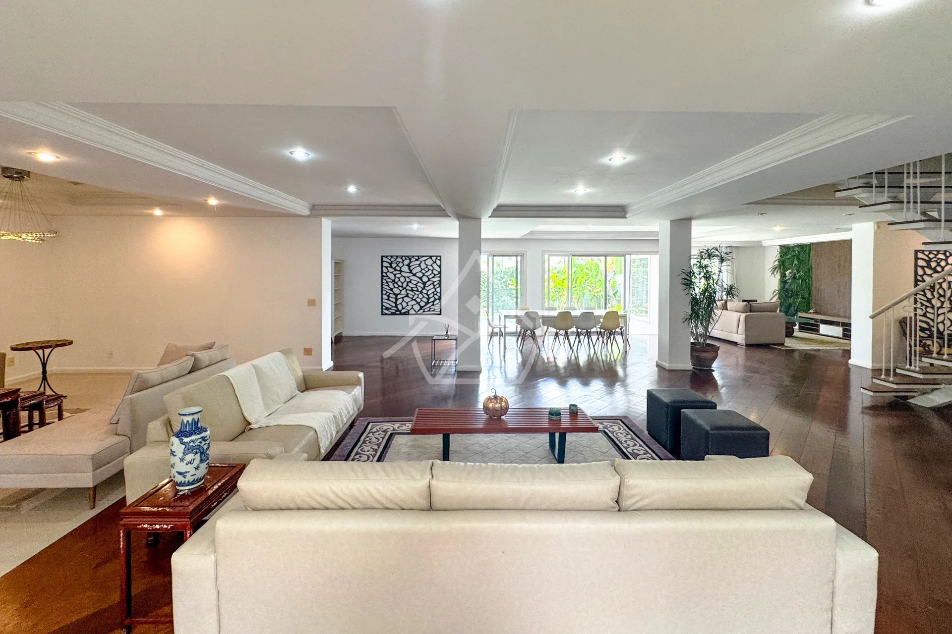 Duplex com Subsolo na Barra da Tijuca