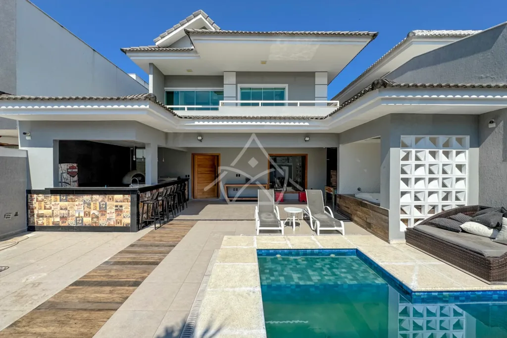 Triplex no Quintas do Rio na Barra da Tijuca