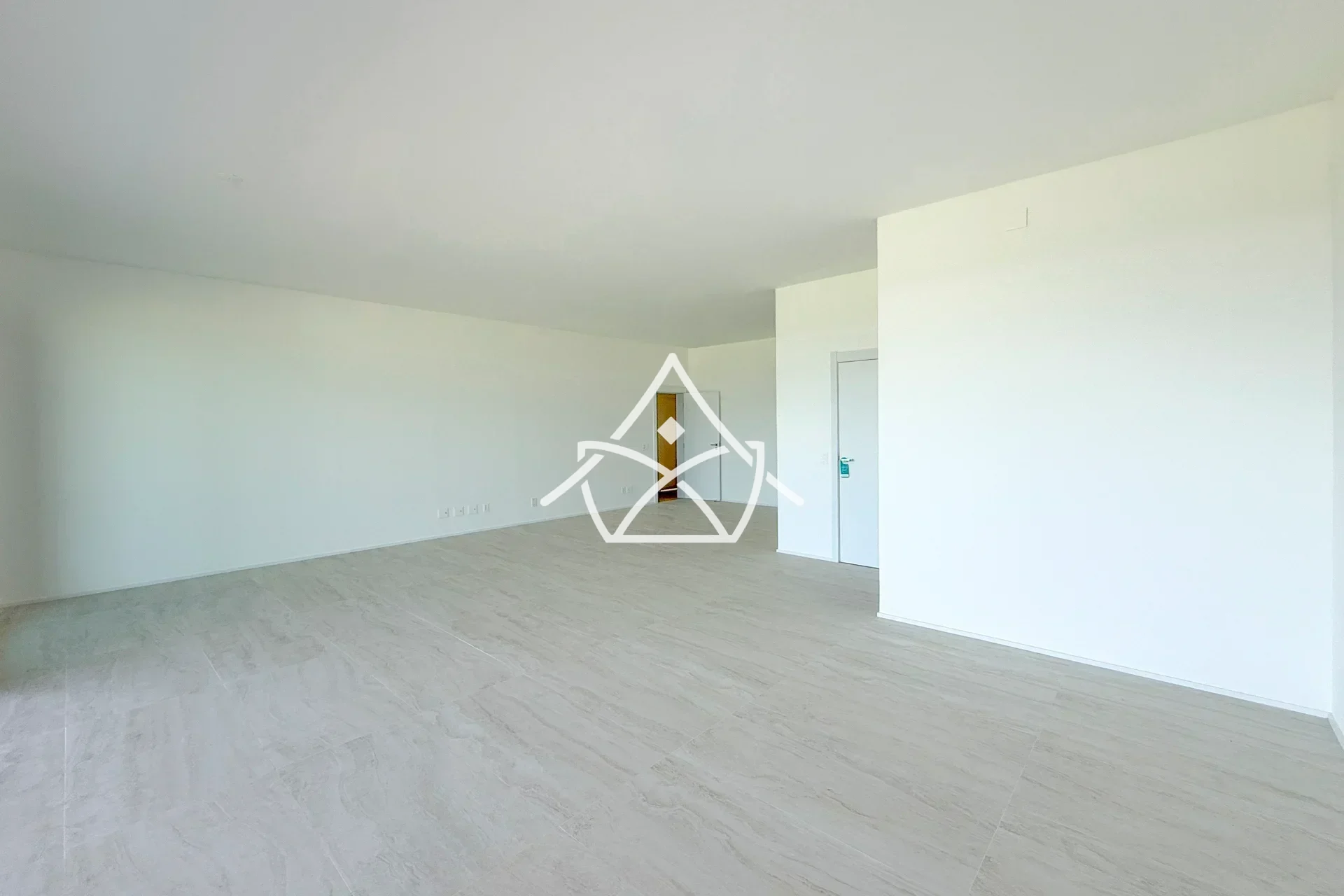 Apartamento de Primeira Locação com 4 Suítes na Barra da Tijuca