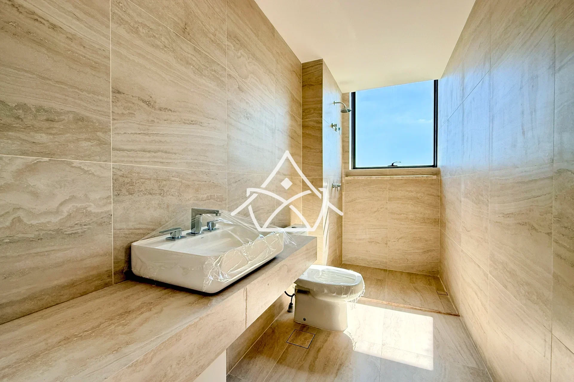 Apartamento de Primeira Locação com 4 Suítes na Barra da Tijuca