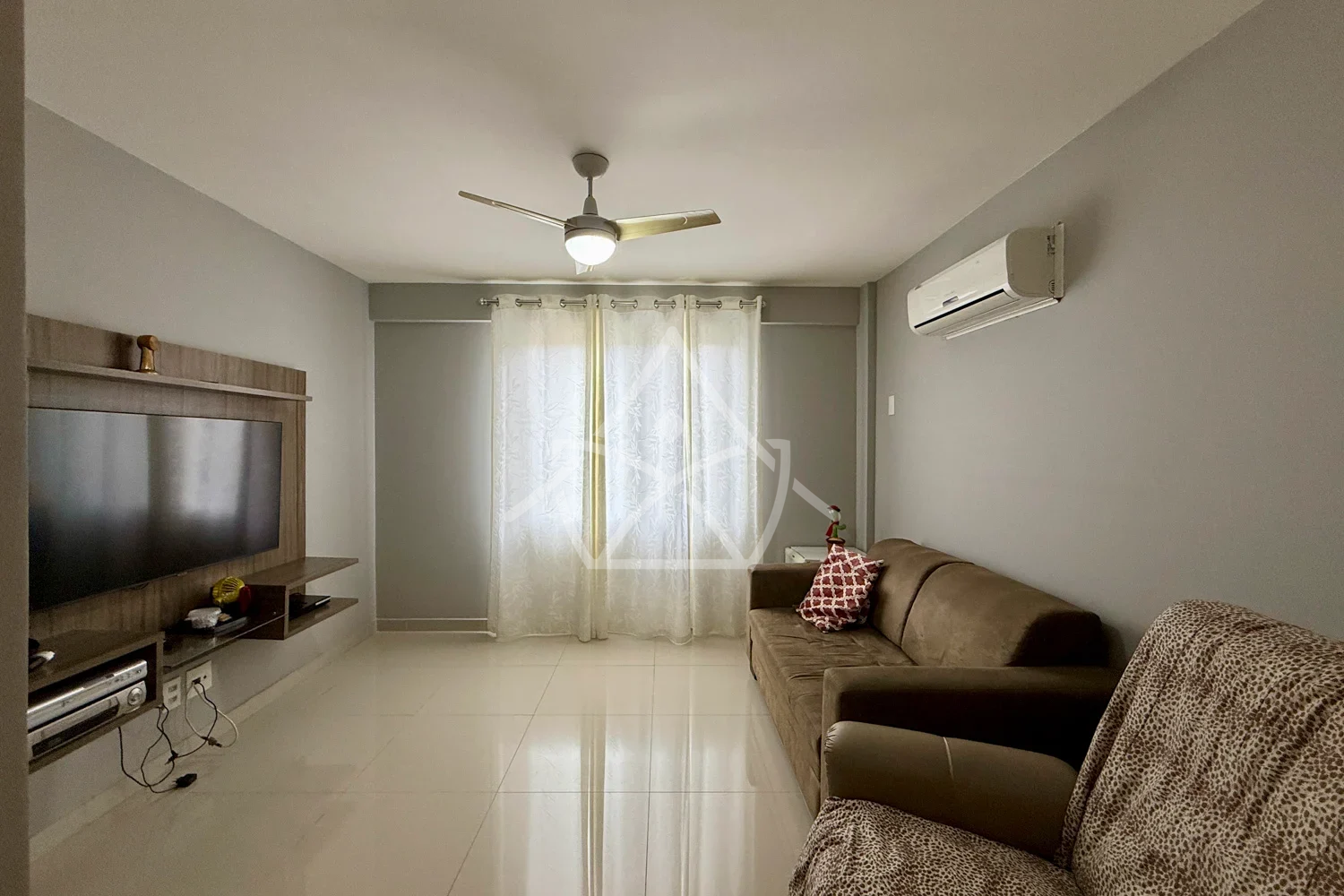 Duplex com 4 Suítes no Recreio dos Bandeirantes