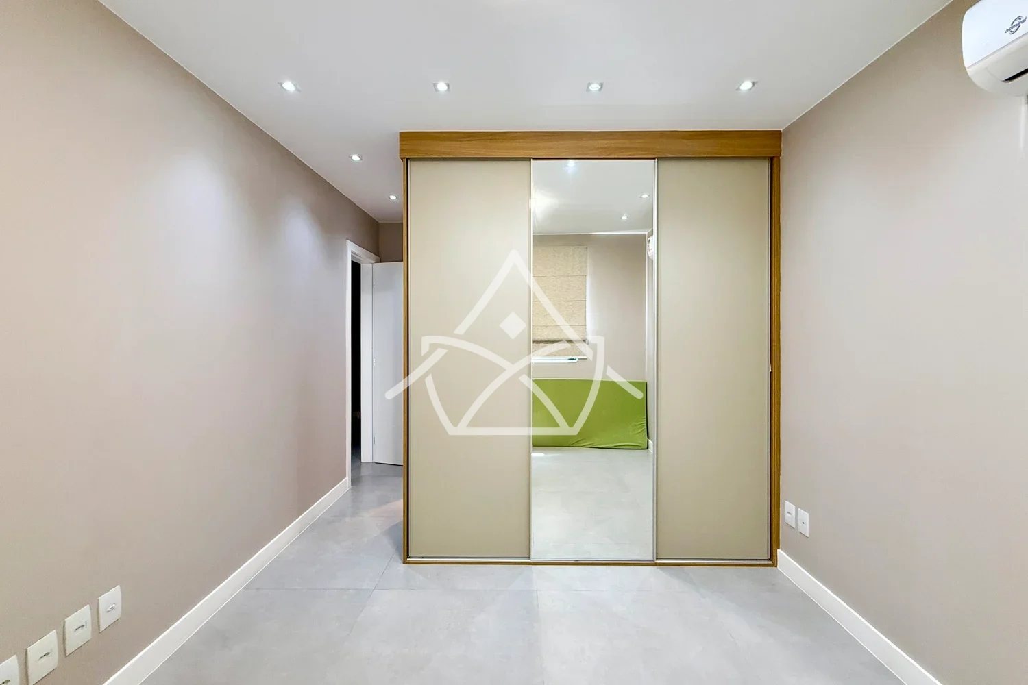 Triplex com 3 Suítes no Recreio dos Bandeirantes
