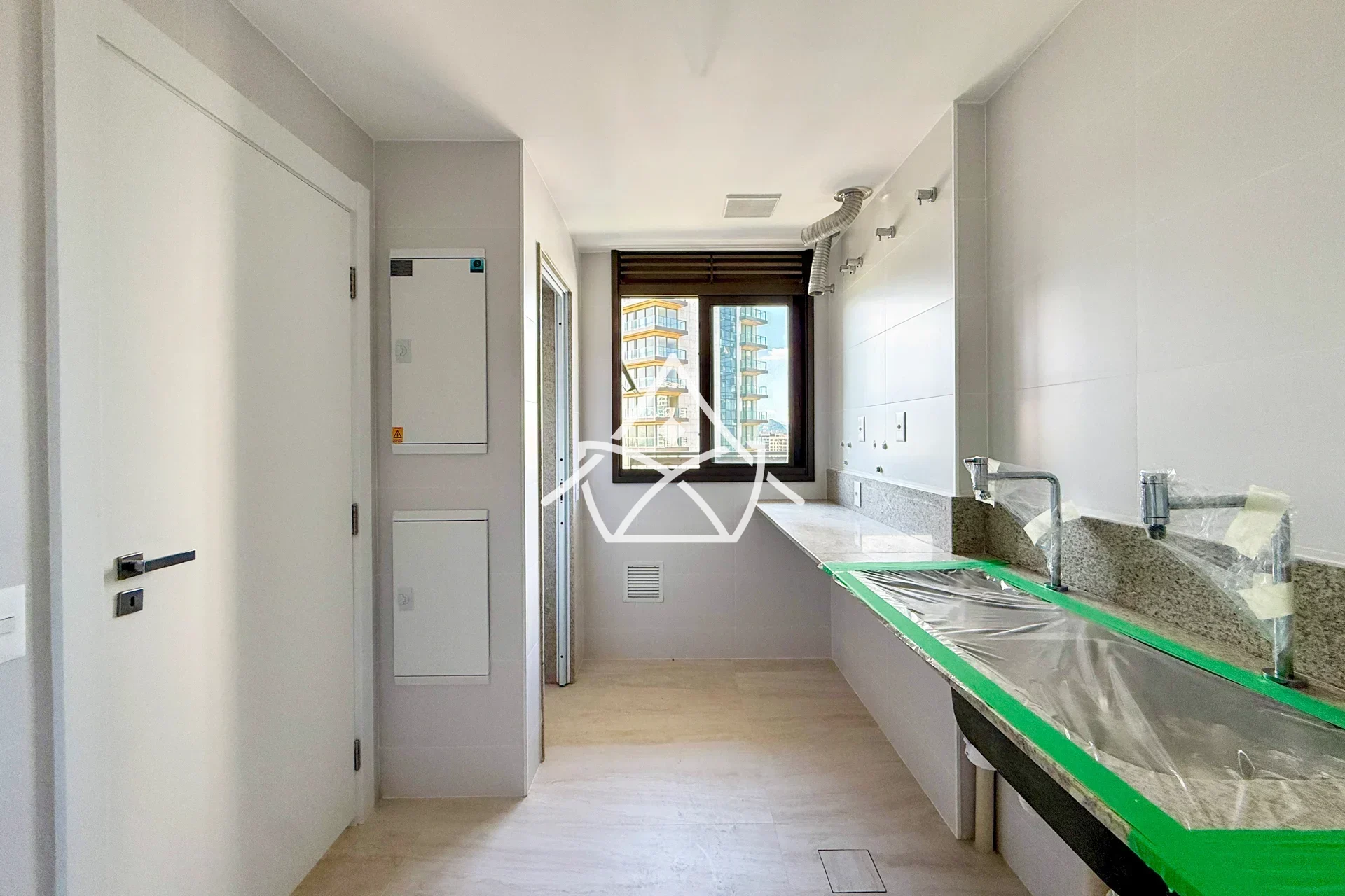 Apartamento de Primeira Locação com 4 Suítes na Barra da Tijuca