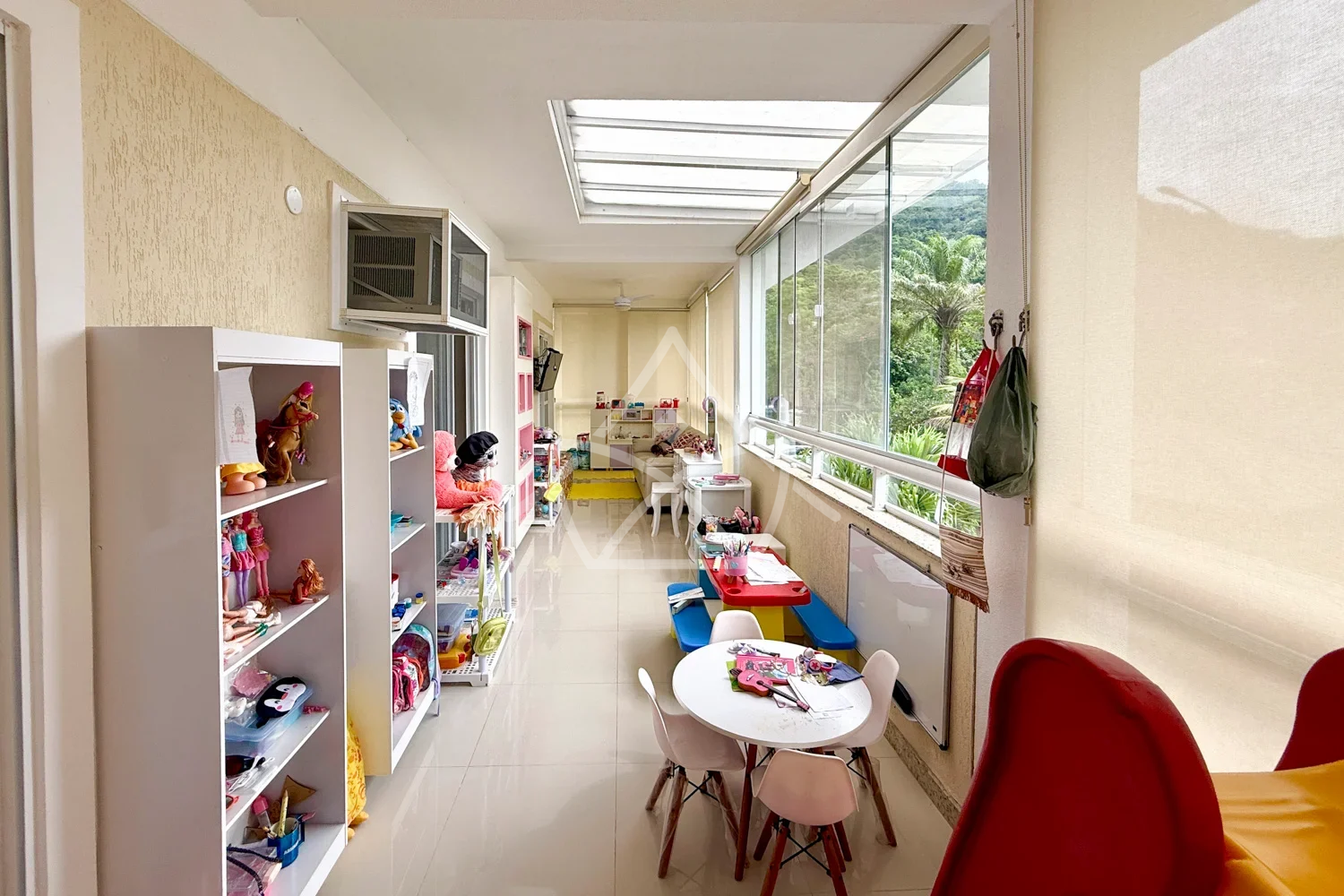 Duplex com 4 Suítes no Recreio dos Bandeirantes