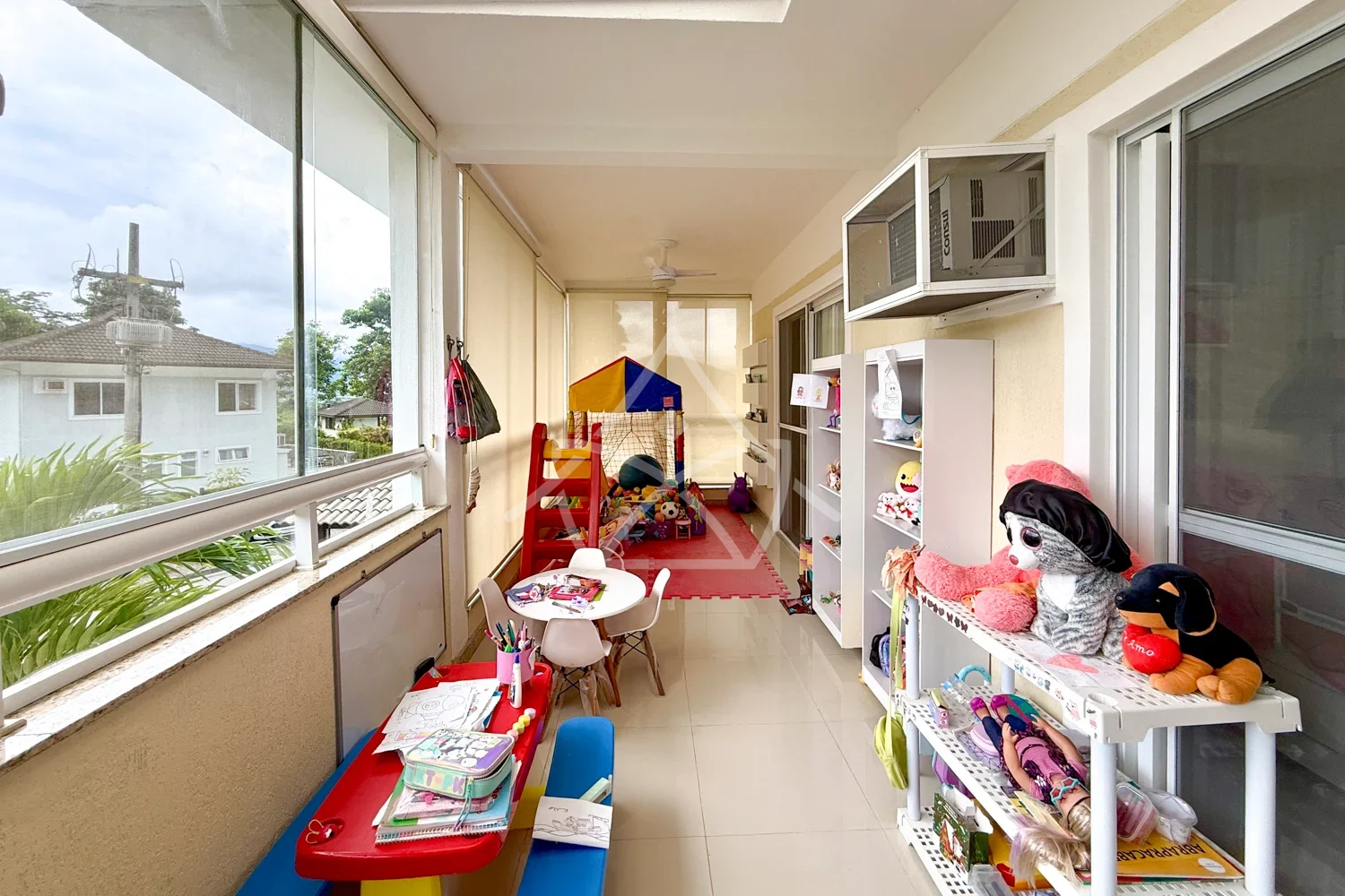 Duplex com 4 Suítes no Recreio dos Bandeirantes