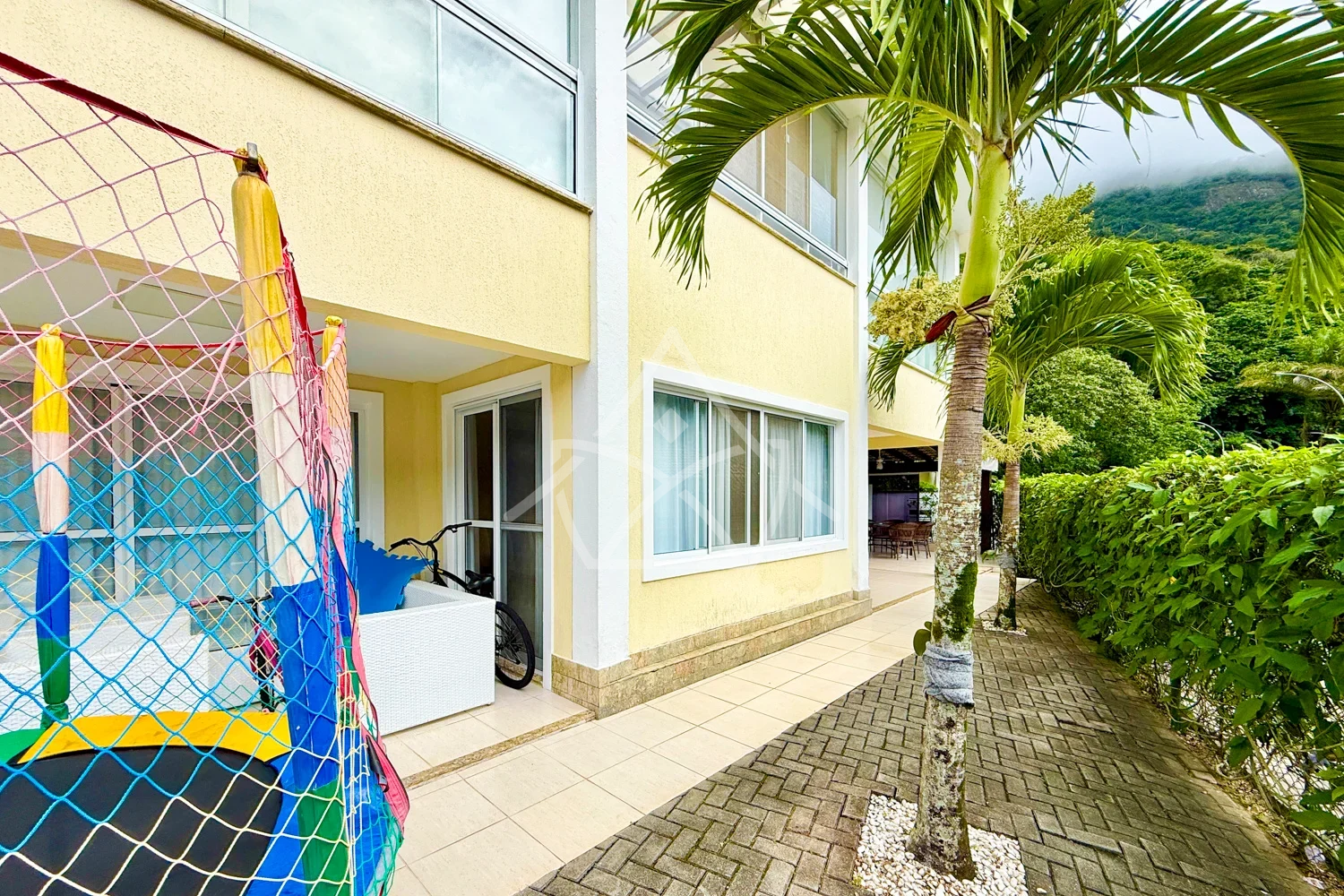 Duplex com 4 Suítes no Recreio dos Bandeirantes