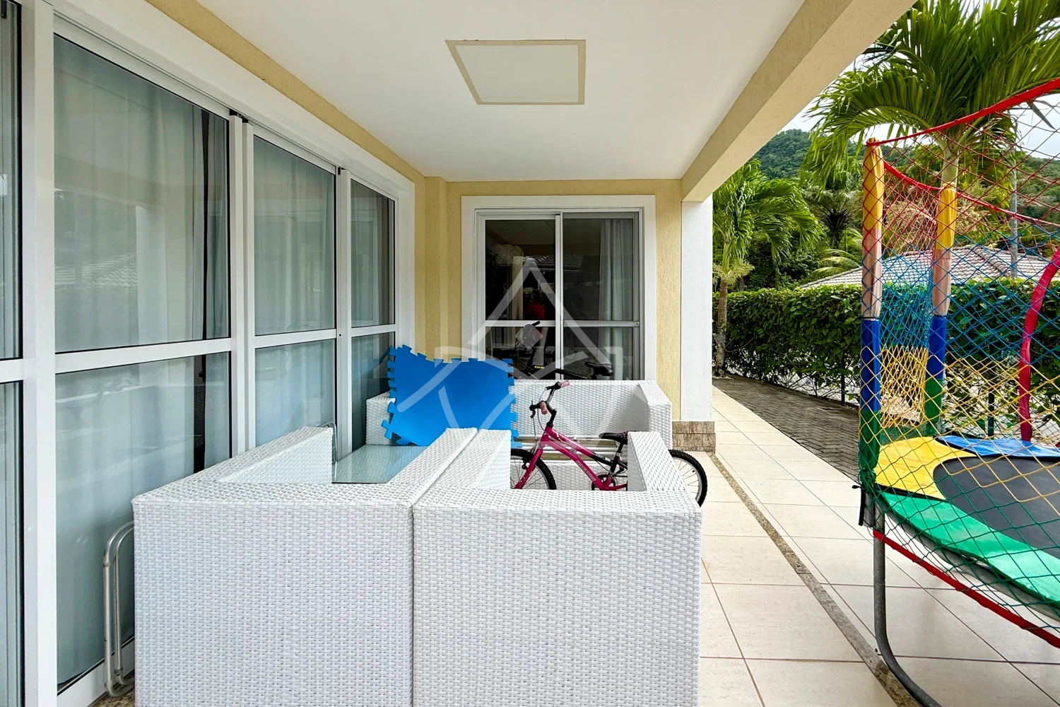 Duplex com 4 Suítes no Recreio dos Bandeirantes