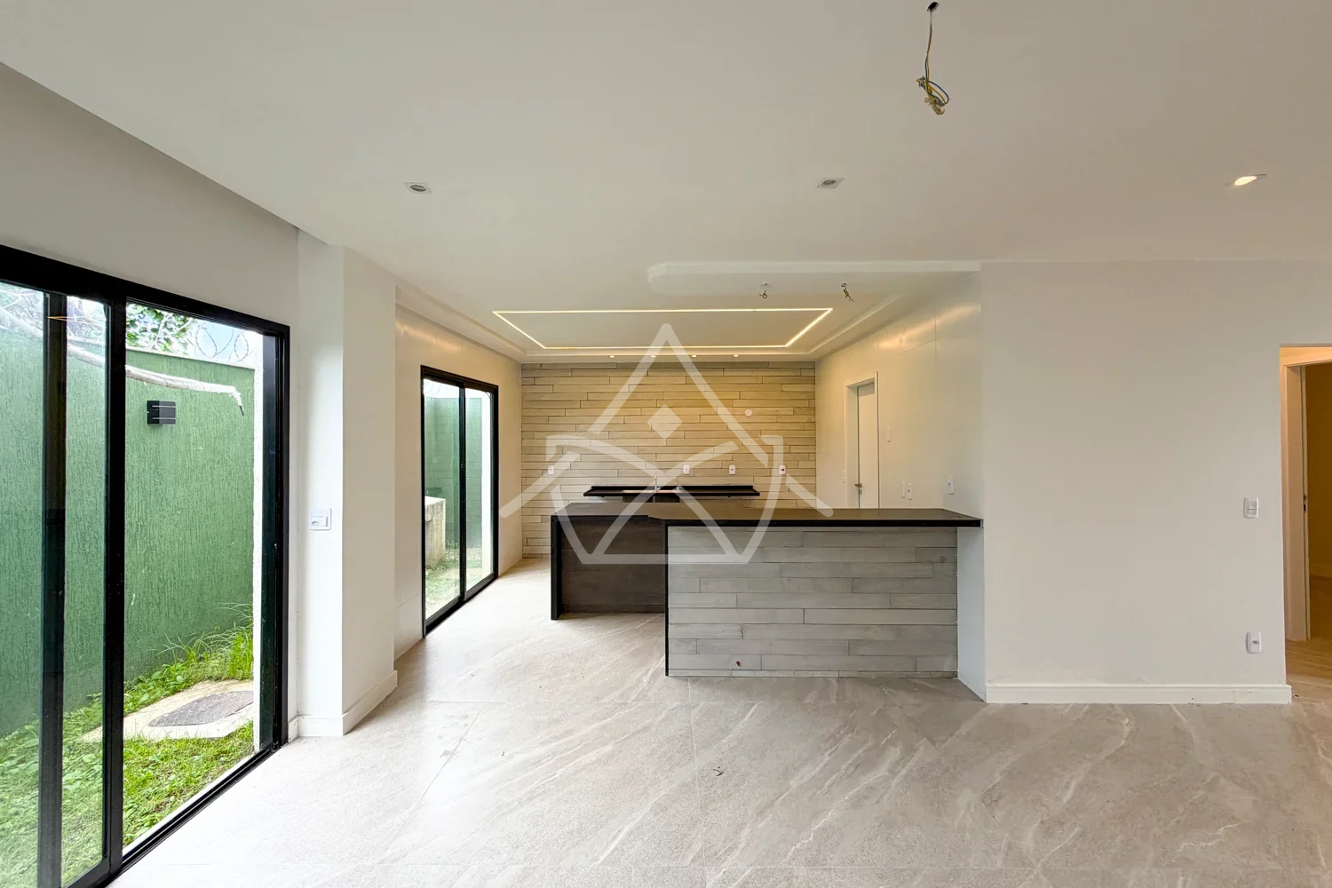 Duplex Contemporânea – Primeira Locação em Vargem Pequena