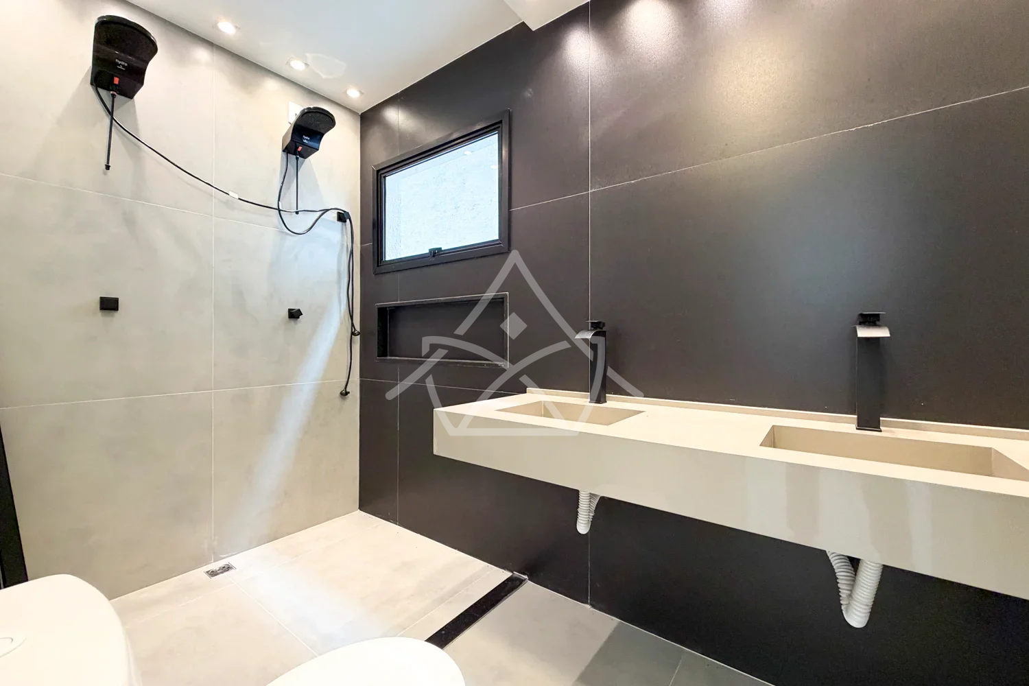 Duplex Contemporânea – Primeira Locação em Vargem Pequena