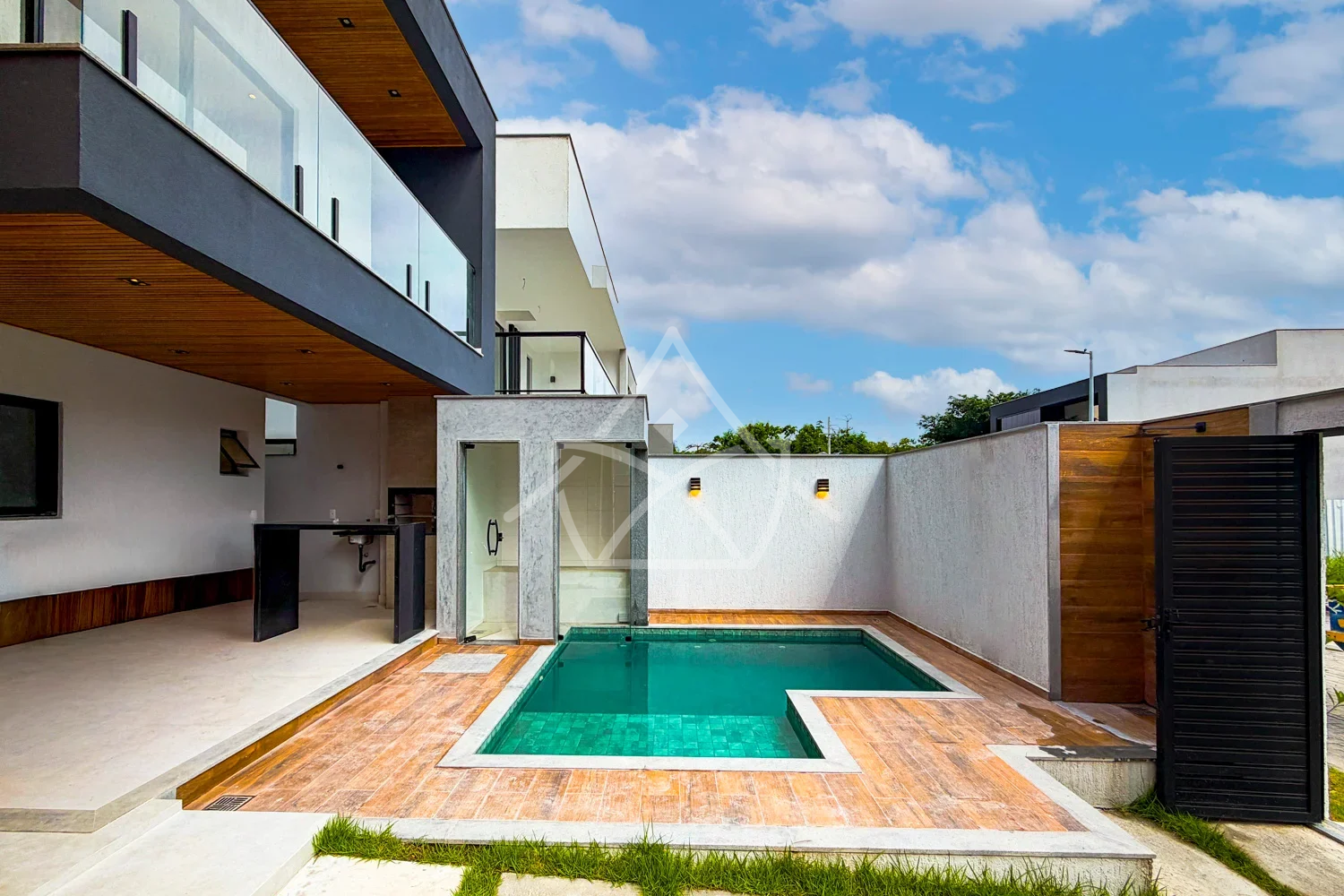 Duplex Contemporânea – Primeira Locação em Vargem Pequena