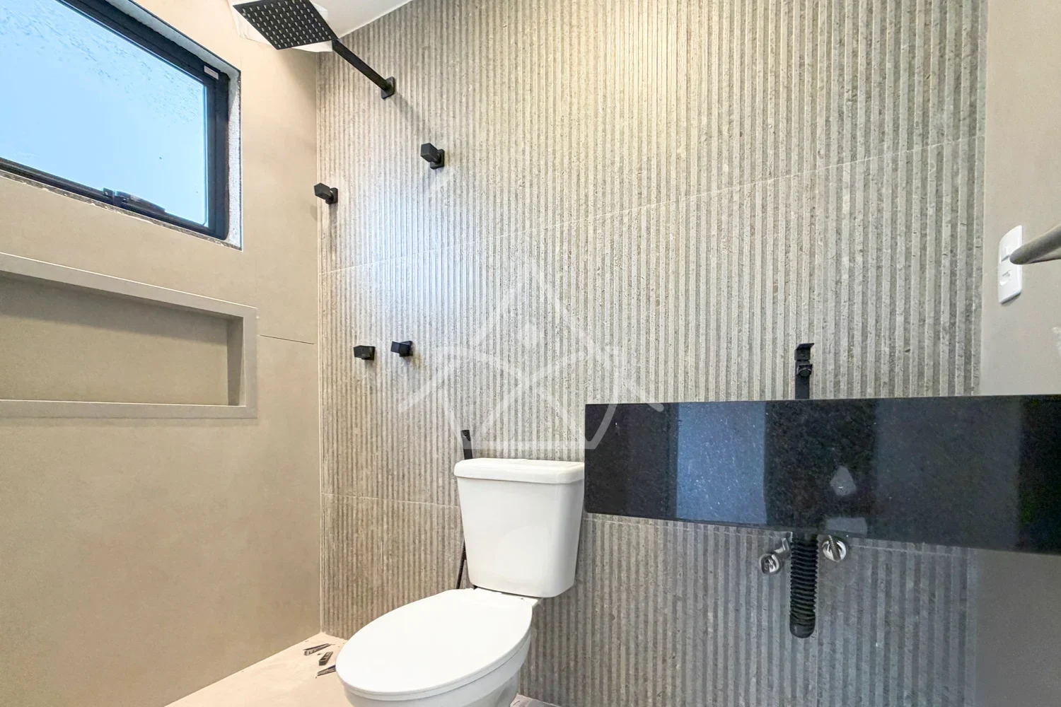 Duplex Contemporânea – Primeira Locação em Vargem Pequena