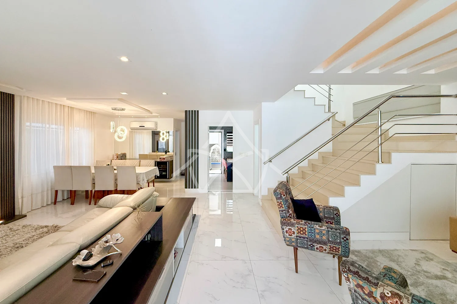 Triplex à Venda com 4 Quartos no Recreio RJ