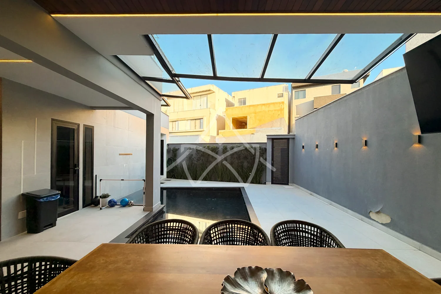 Casa à Venda no Riviera