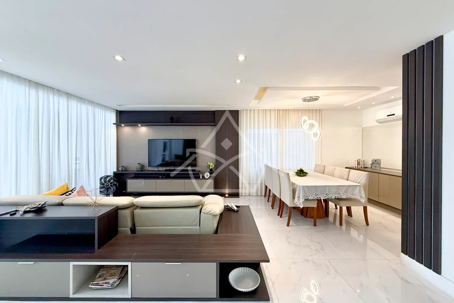 Triplex à Venda com 4 Quartos no Recreio RJ