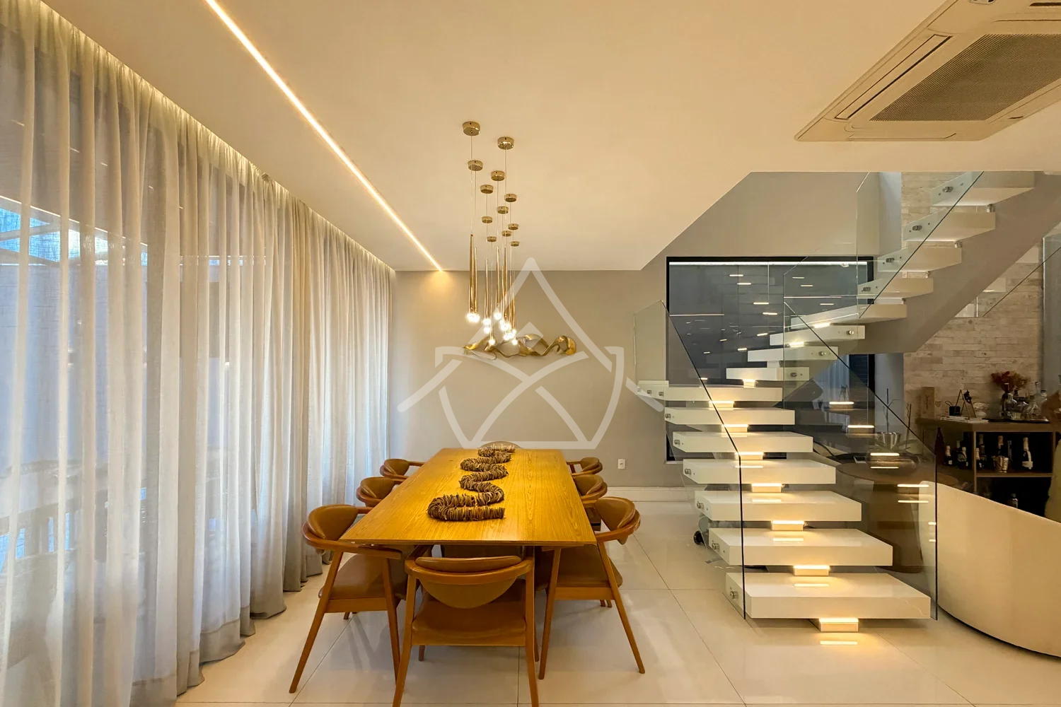 Casa à Venda no Riviera