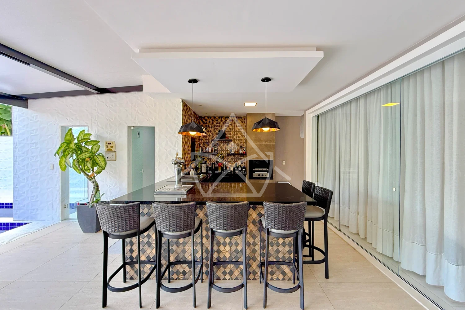 Triplex à Venda com 4 Quartos no Recreio RJ