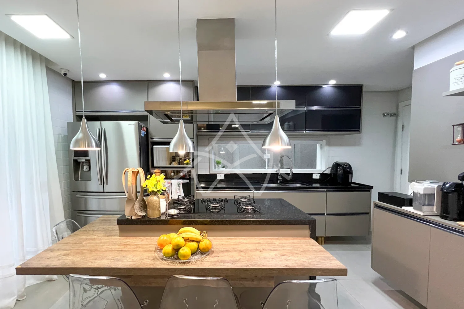 Casa Triplex Moderna no Recreio dos Bandeirantes RJ
