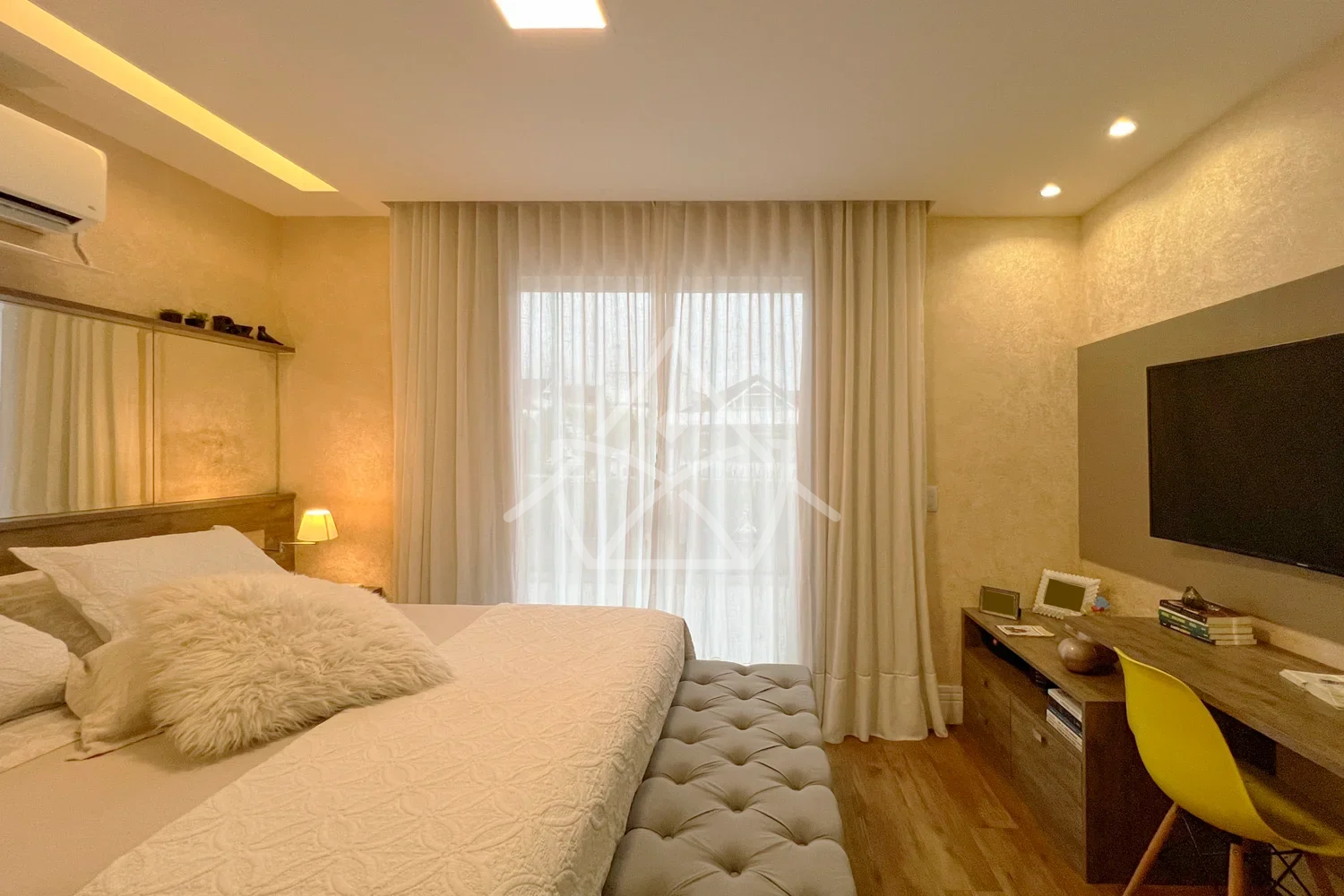 Casa Triplex Moderna no Recreio dos Bandeirantes RJ