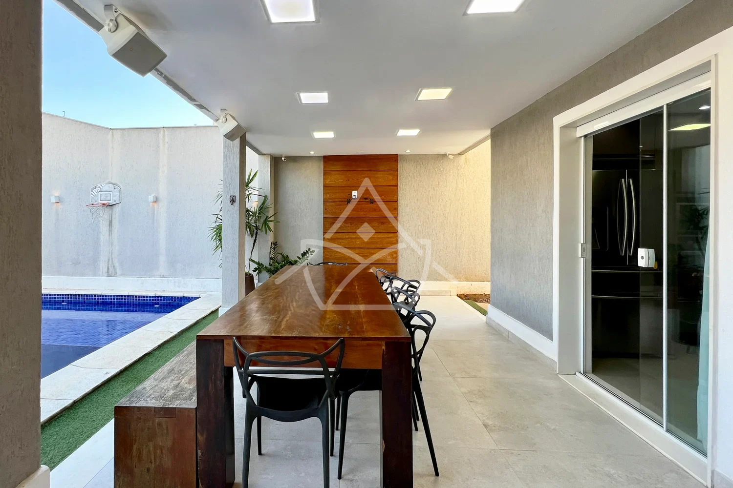 Casa Triplex Moderna no Recreio dos Bandeirantes RJ
