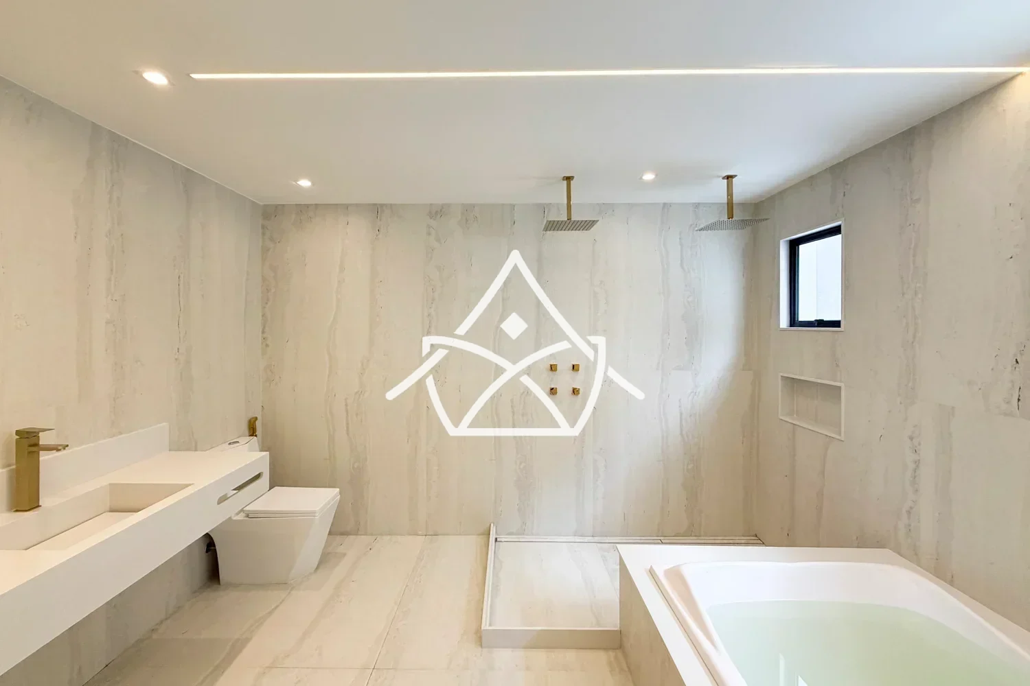 Triplex à Venda com 3 Suítes no Recreio RJ