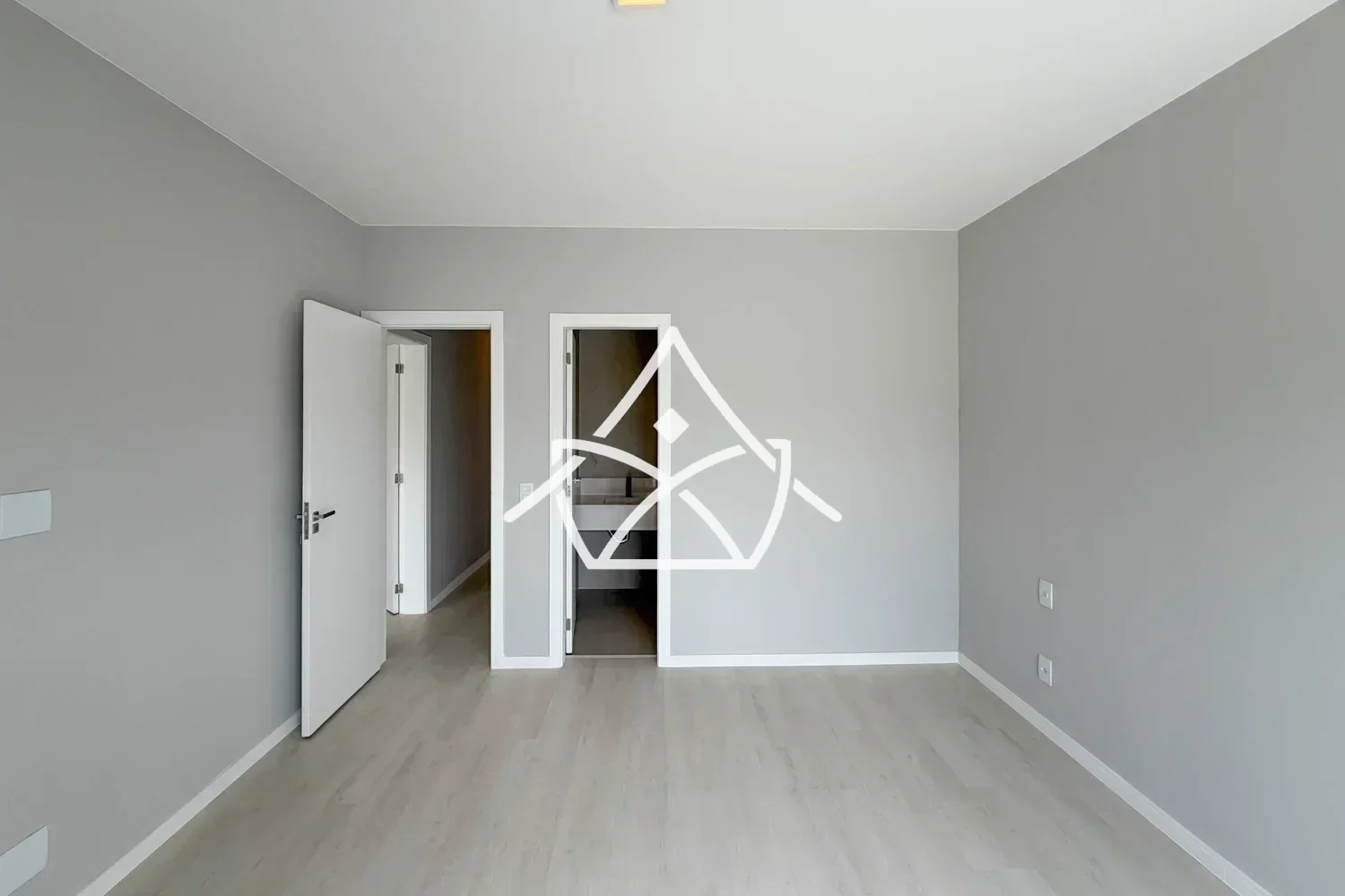 Triplex à Venda com 3 Suítes no Recreio RJ
