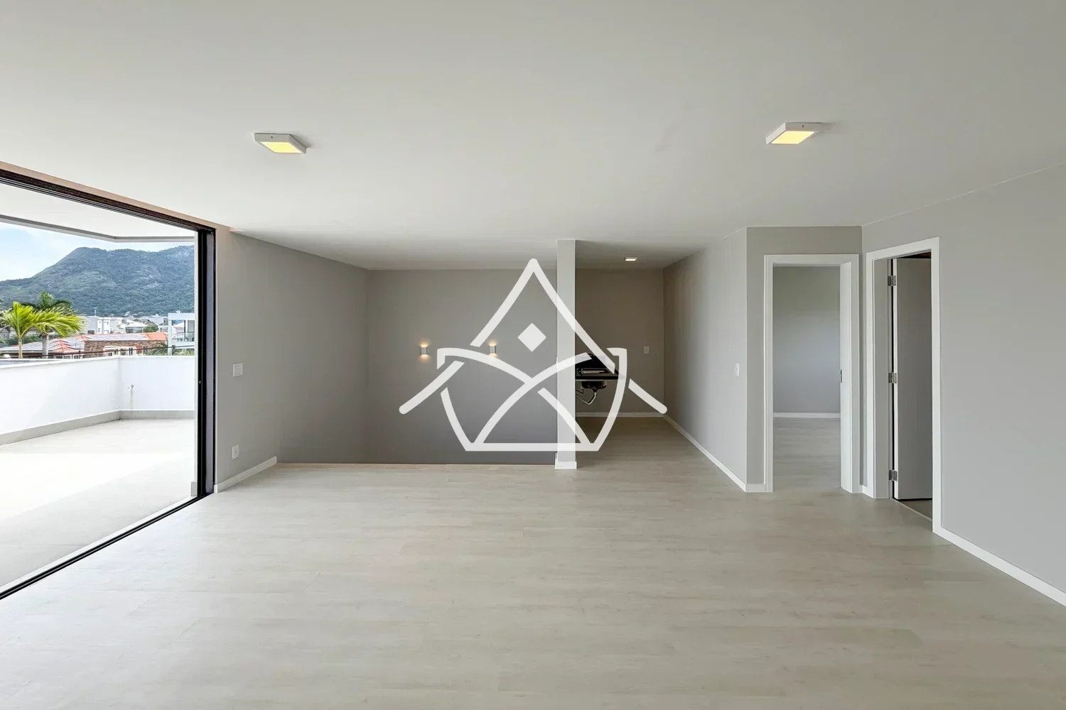 Triplex à Venda com 3 Suítes no Recreio RJ