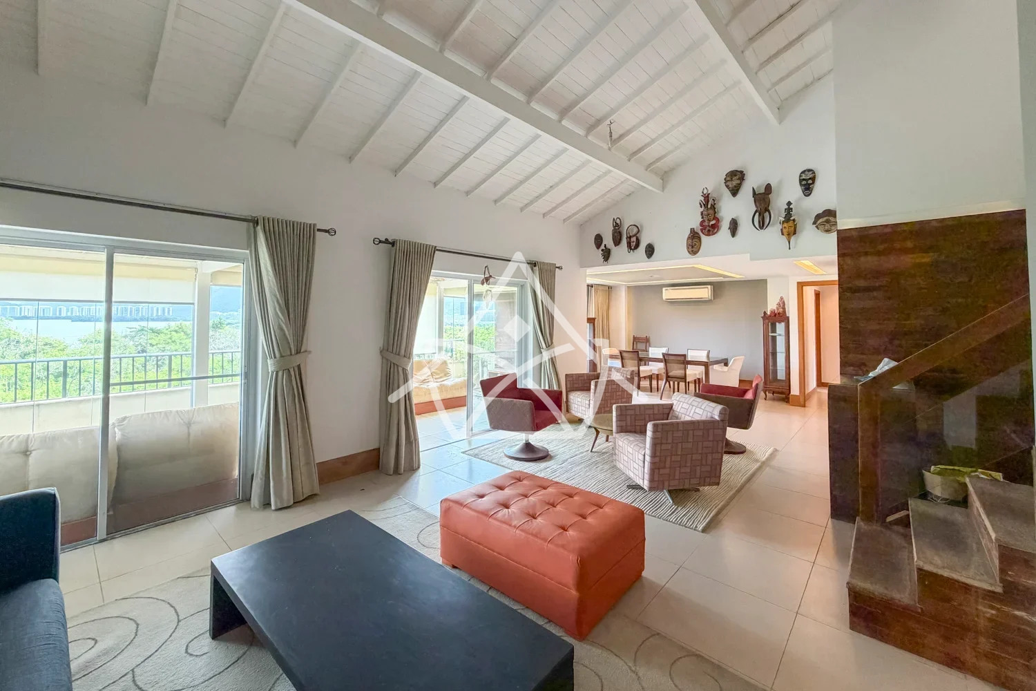Cobertura Duplex com Suíte Master na Barra da Tijuca RJ
