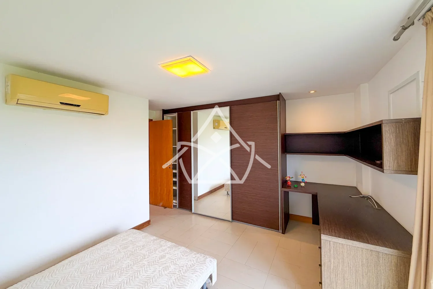 Cobertura Duplex com Suíte Master na Barra da Tijuca RJ