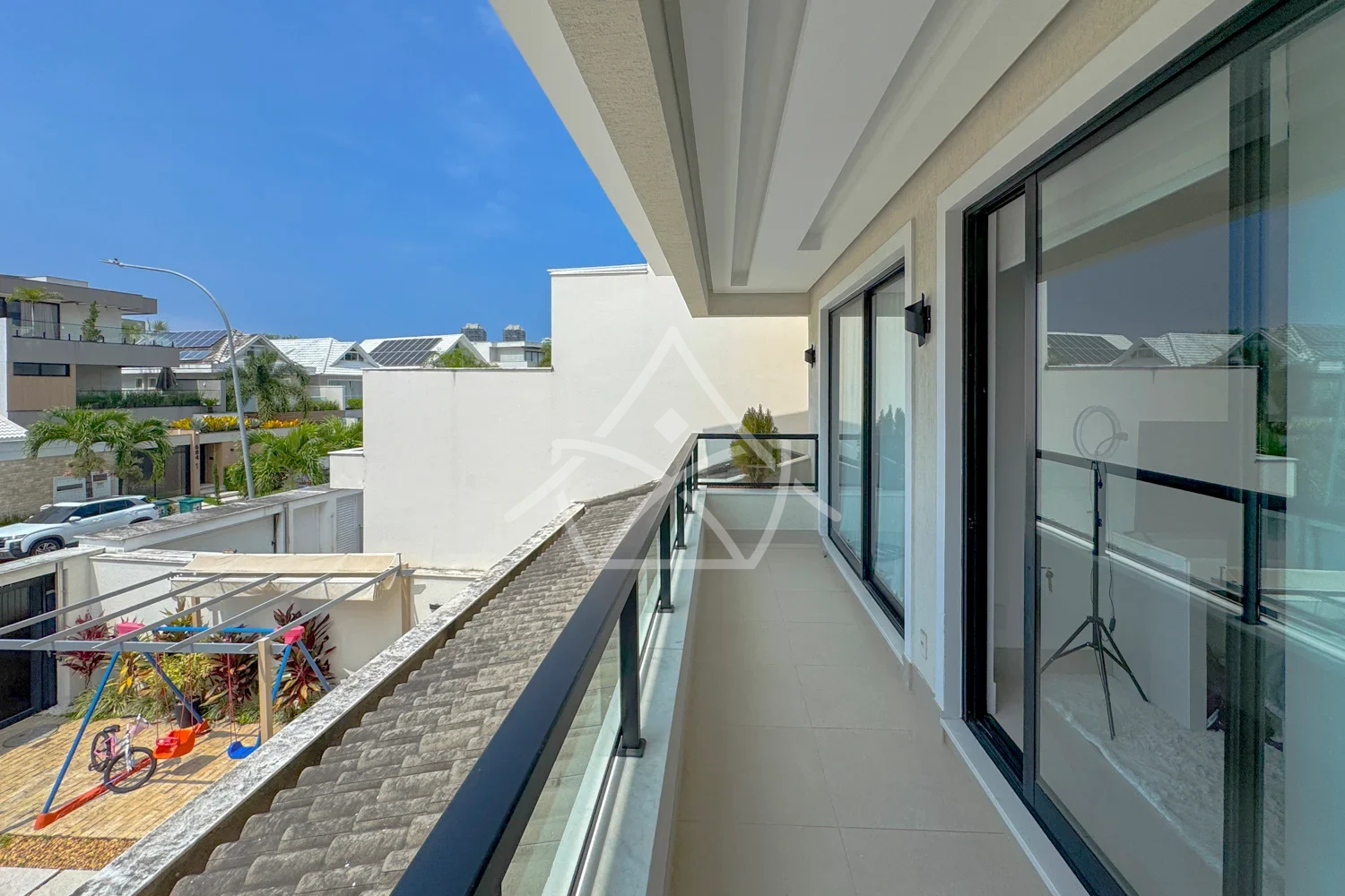 Triplex à Venda com 6 Suítes no Recreio dos Bandeirantes RJ