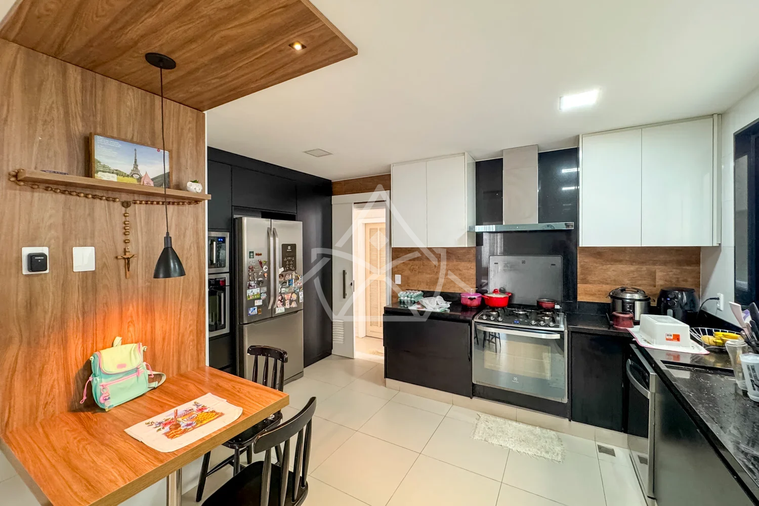 Triplex à Venda com 6 Suítes no Recreio dos Bandeirantes RJ