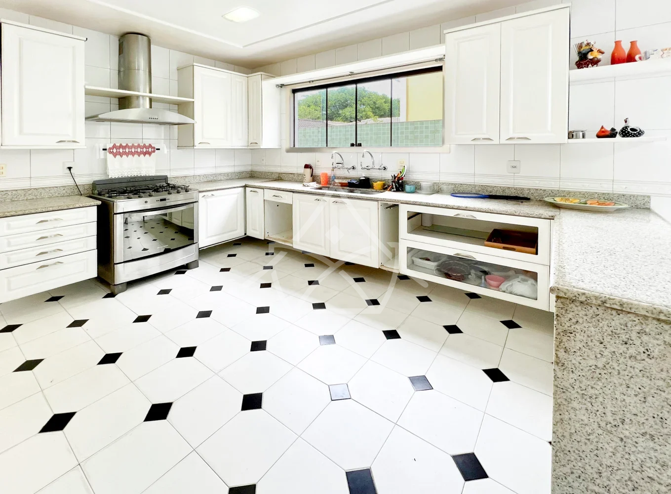 Residência com 4 Suítes na Barra da Tijuca RJ