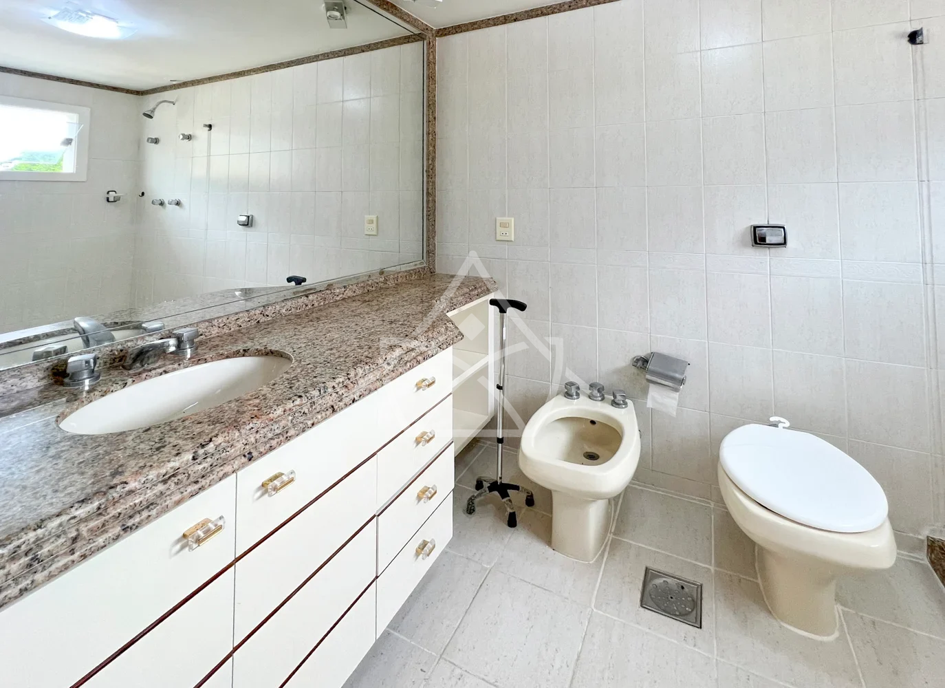 Residência com 4 Suítes na Barra da Tijuca RJ