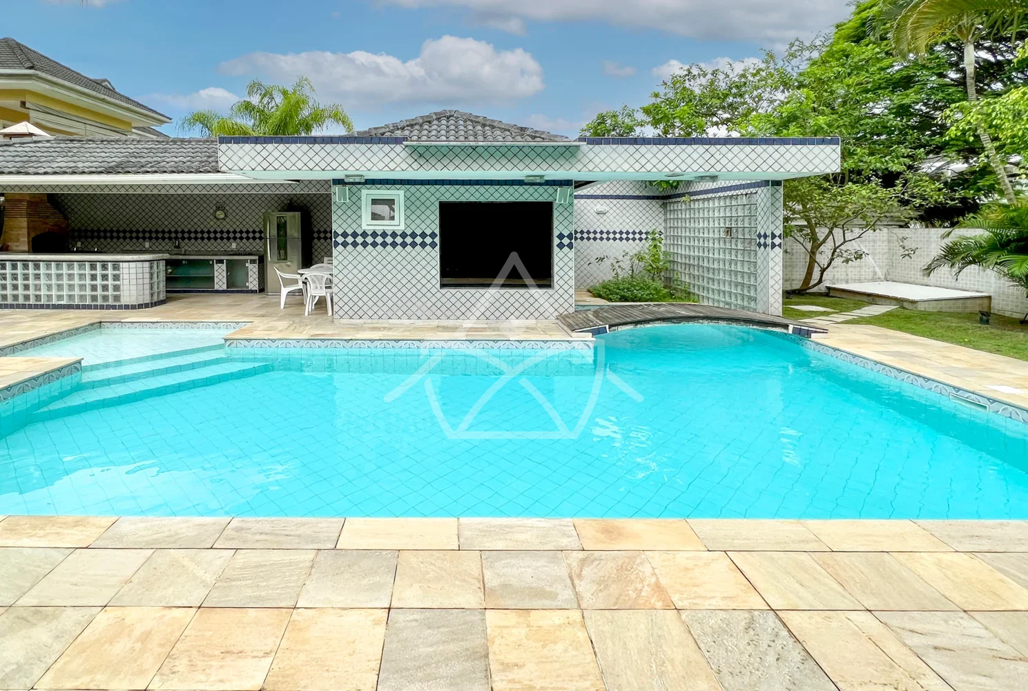 Residência com 4 Suítes na Barra da Tijuca RJ