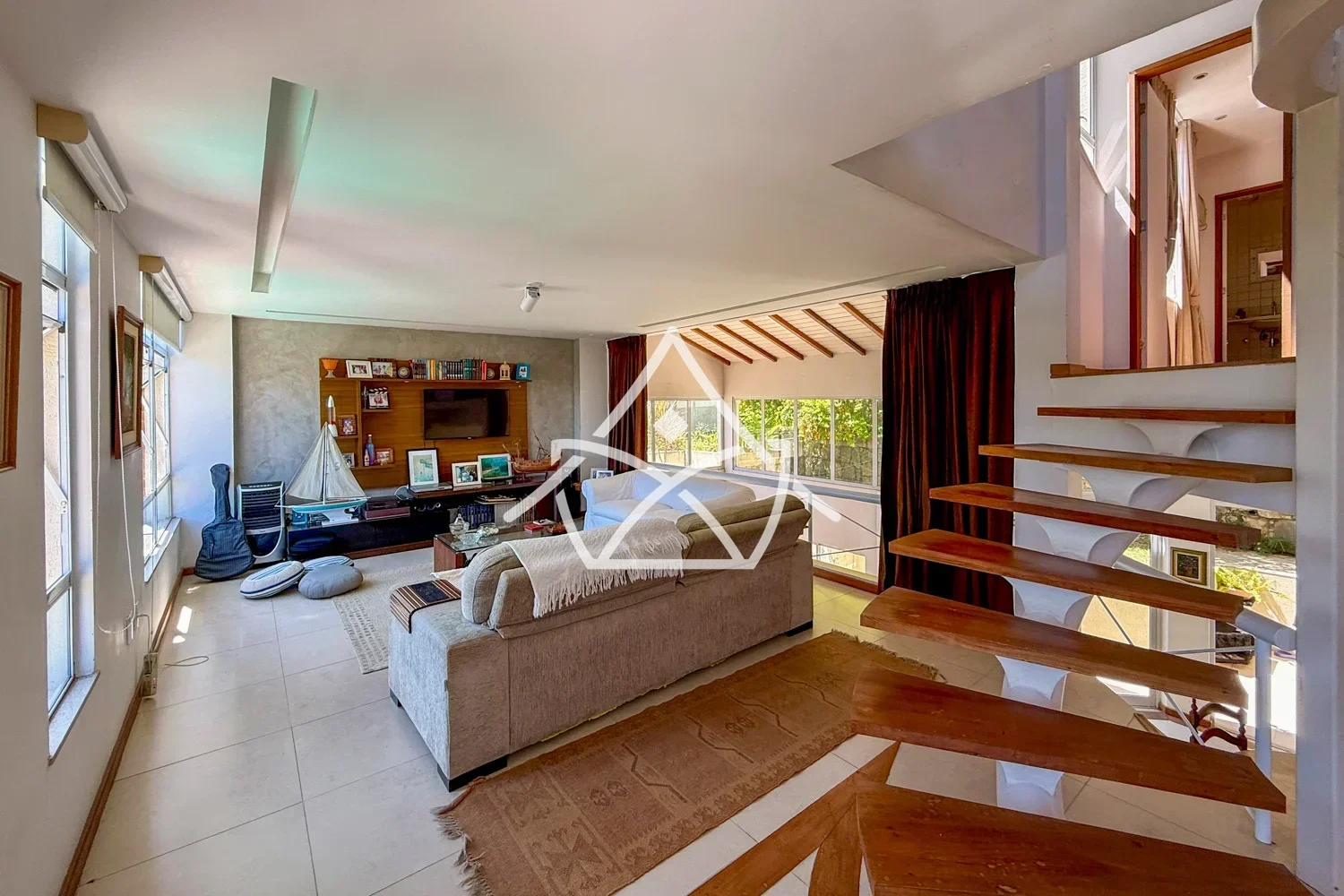 Triplex à Venda com 4 Suítes no Itanhangá
