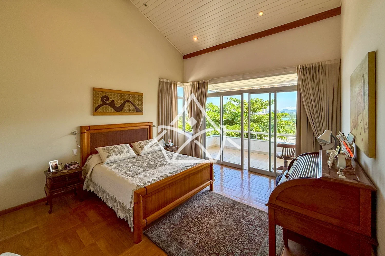 Triplex à Venda com 4 Suítes no Itanhangá