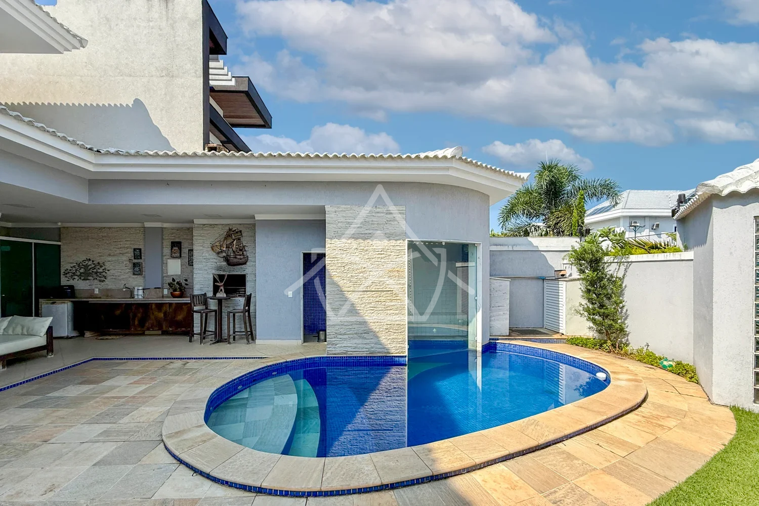 Triplex em Estilo Tradicional no Recreio dos Bandeirantes RJ