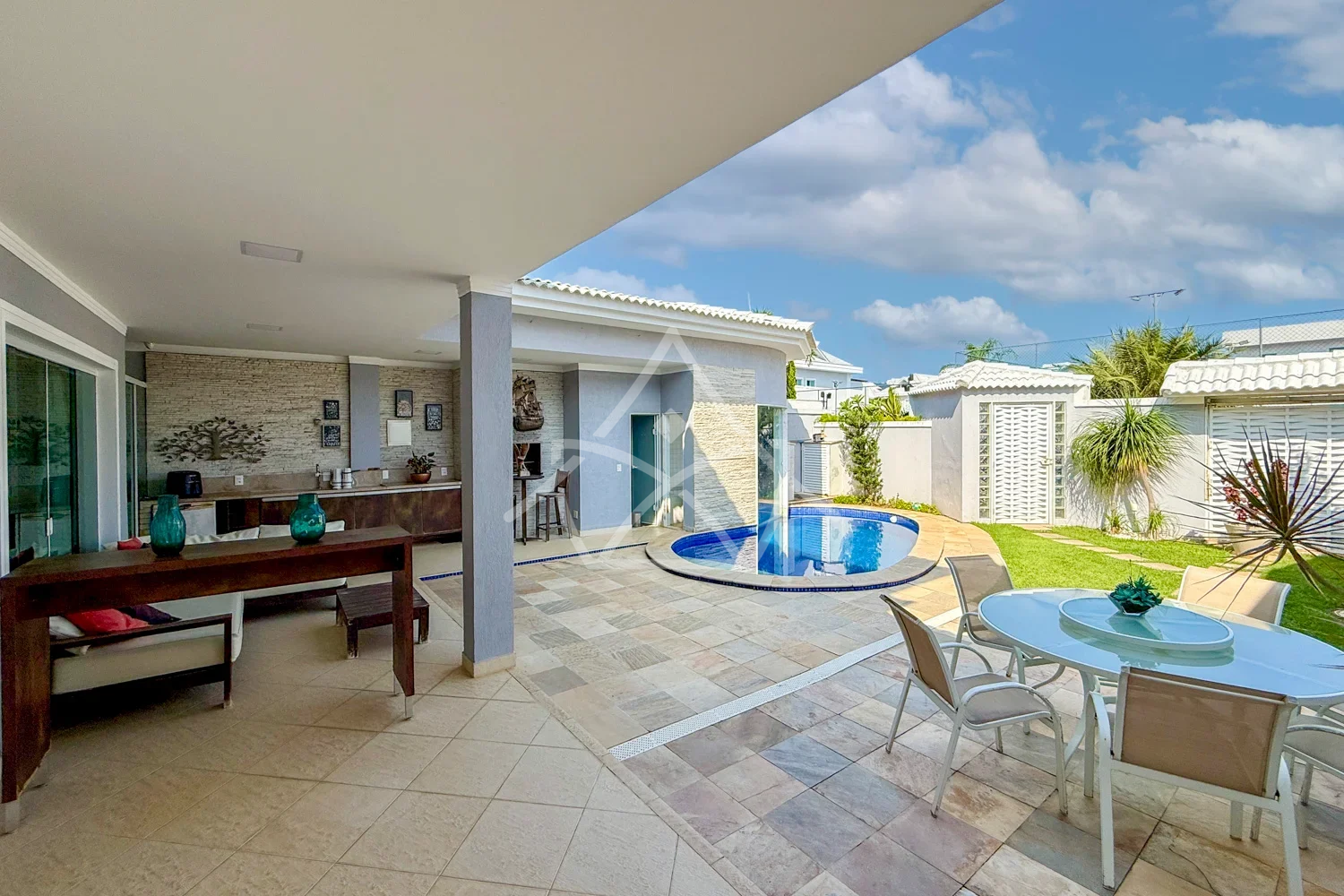 Triplex em Estilo Tradicional no Recreio dos Bandeirantes RJ