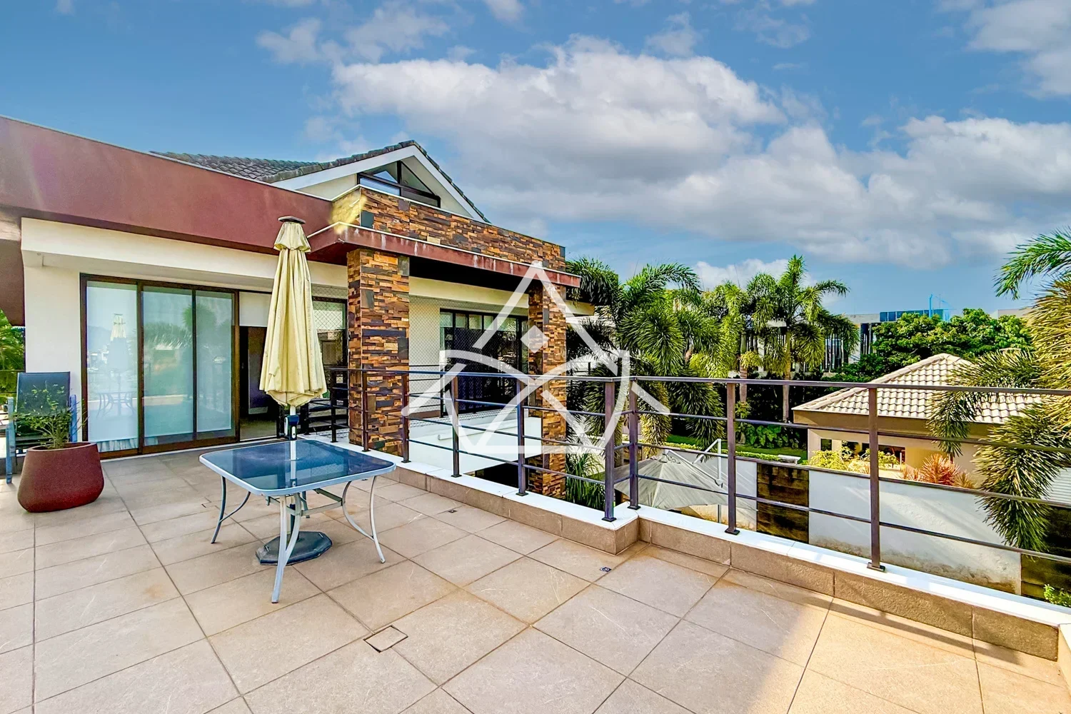 Casa Triplex Decorada na Barra da Tijuca RJ